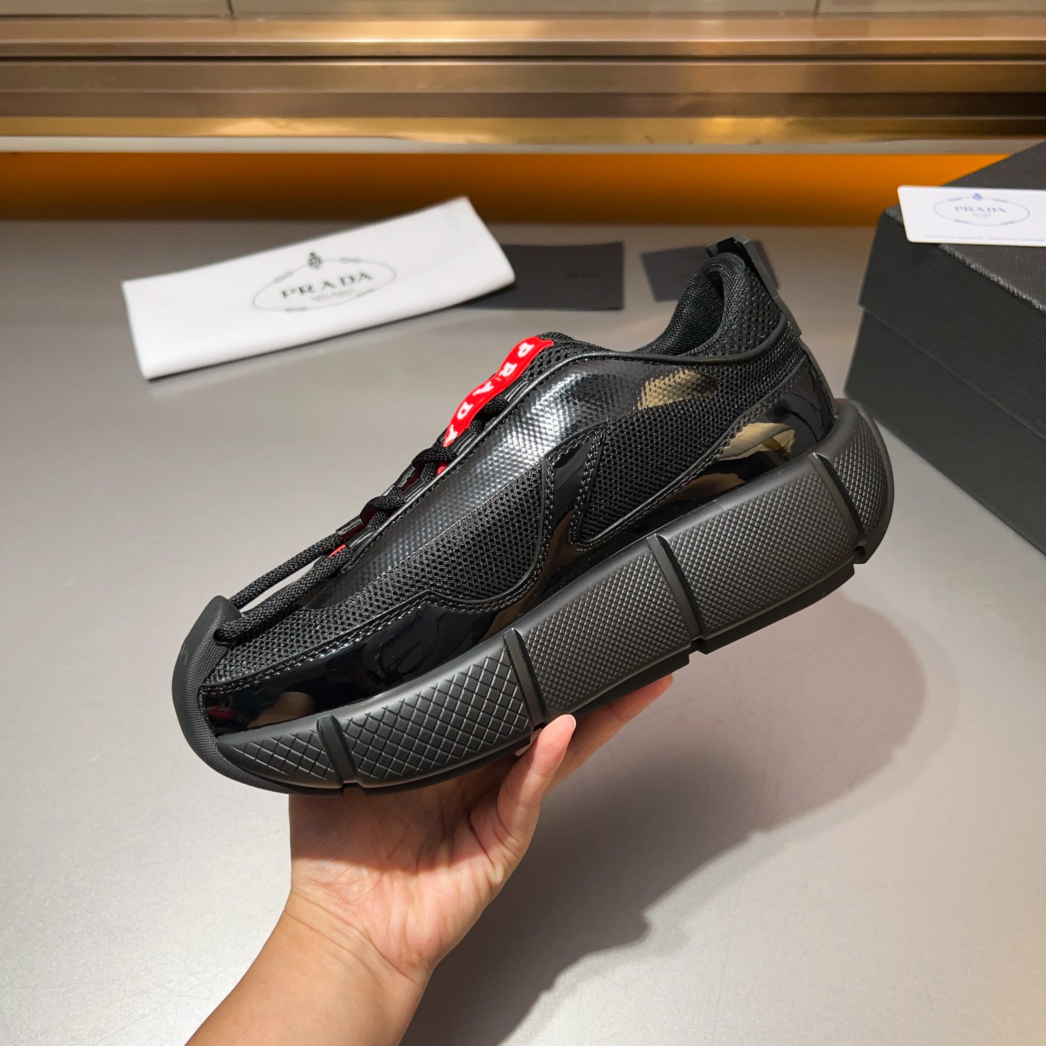 Sitio web oficial 1.1 PRADA/Prada hombres zapatillas de deporte casual de cuero con cordones, cuero 