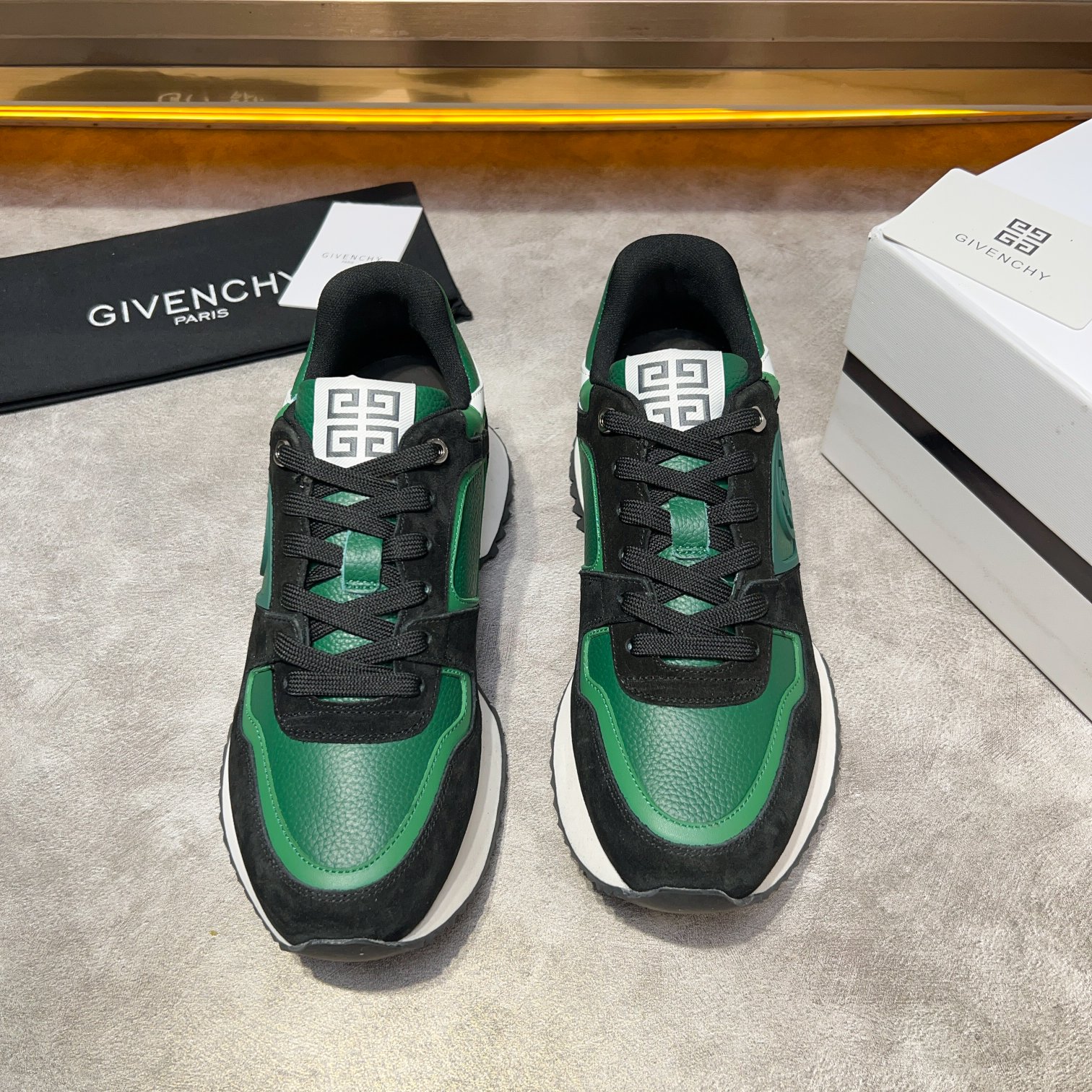 Giv 1 Men's Chunky Sneakers in Green Leather and Suede | Givenchy 2 a1733918325728 8417