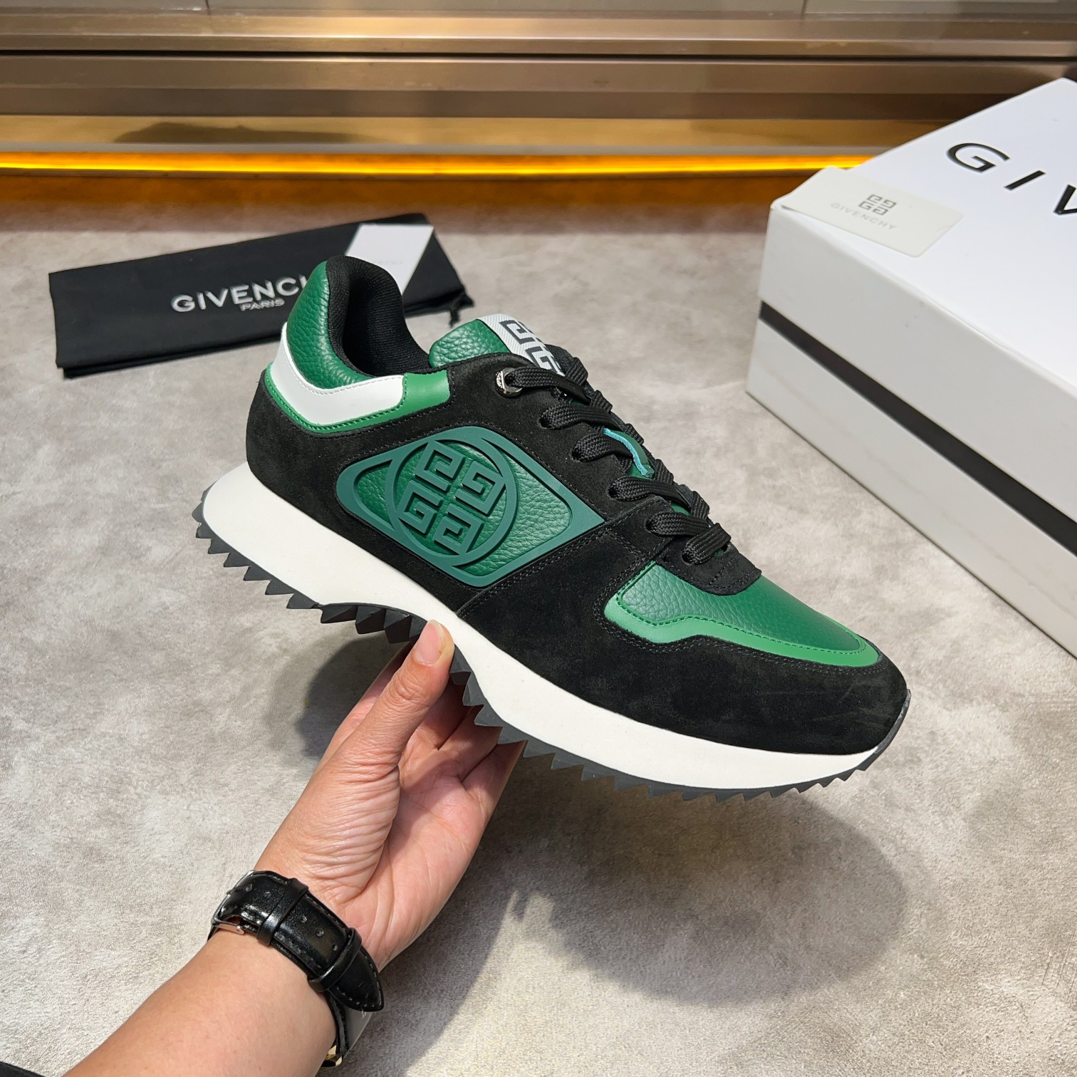 Giv 1 Men's Chunky Sneakers in Green Leather and Suede | Givenchy 8 a1733918326586 3564