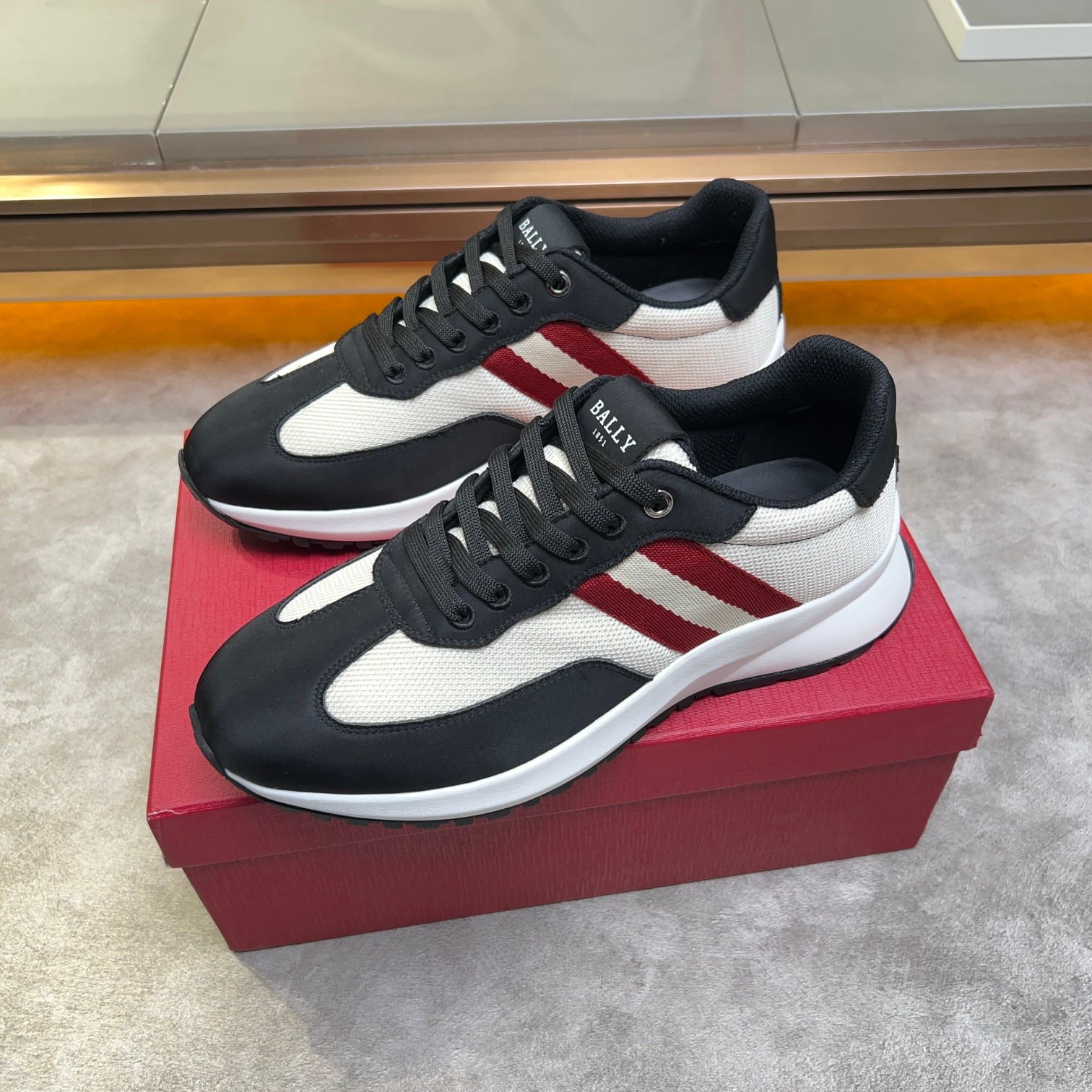 [Bally Men