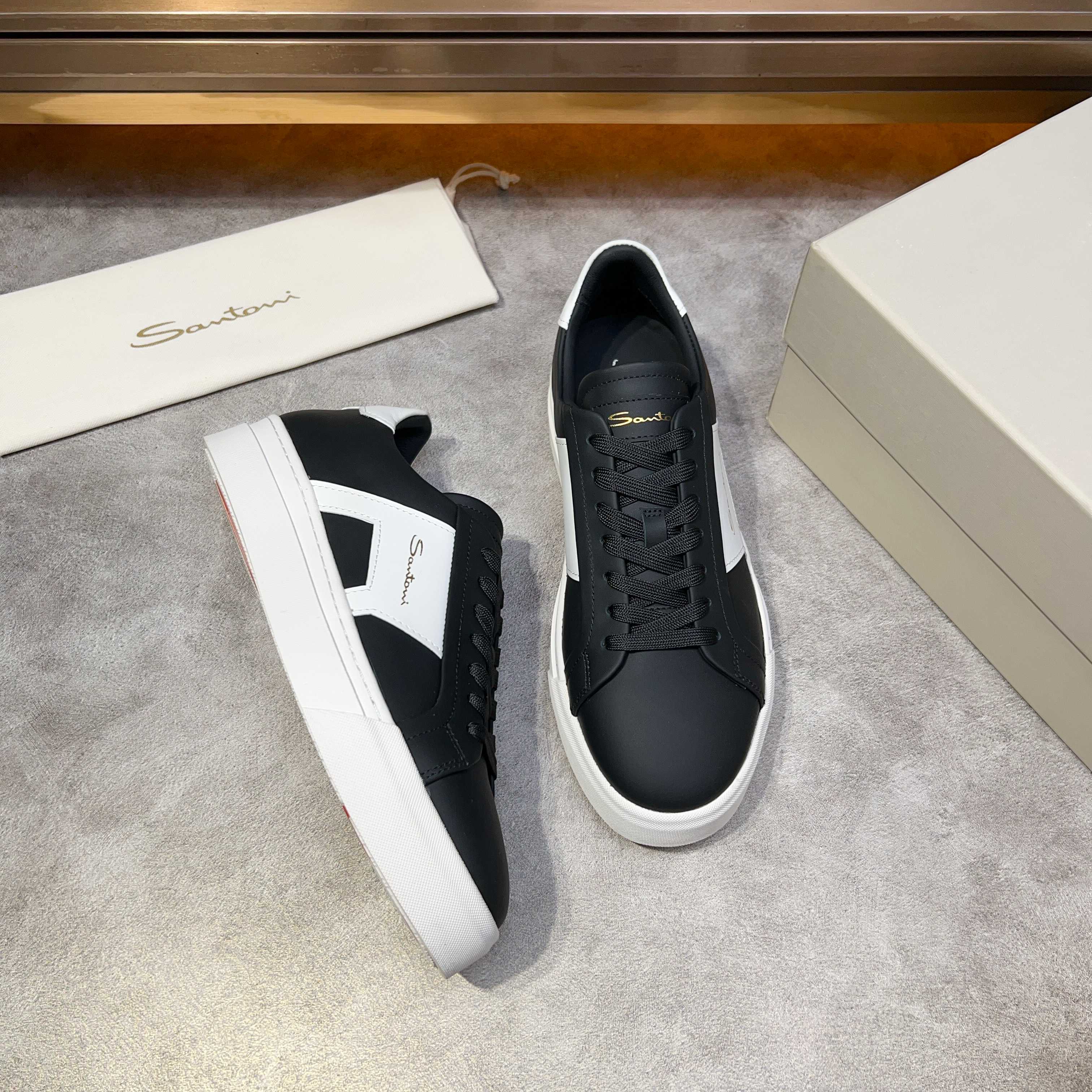 Santoni Men's Handmade Leather Sneakers - Italian Luxury & Comfort 3 a1741780473680 1380