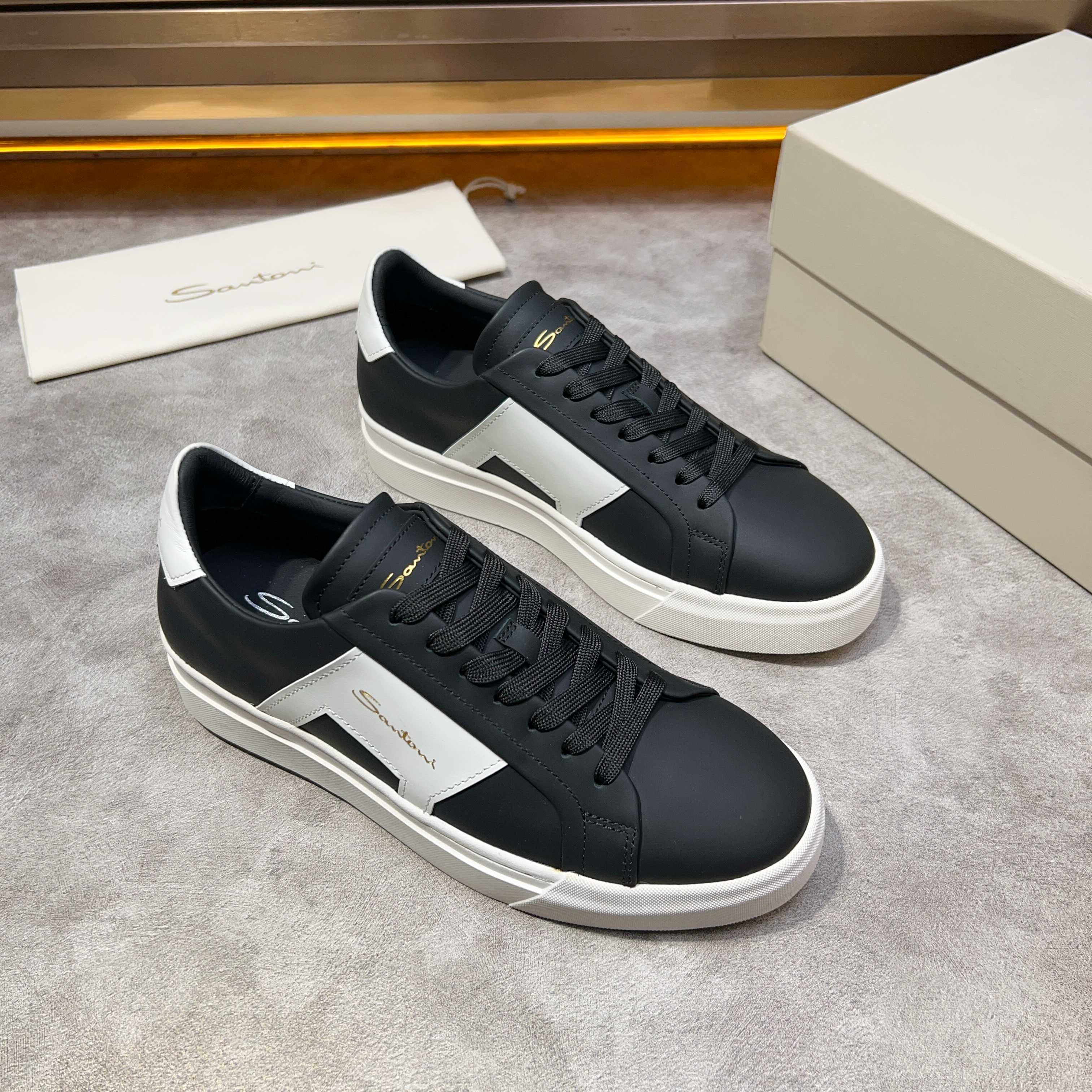 Santoni Men's Handmade Leather Sneakers - Italian Luxury & Comfort 10 a1741780475976 8411