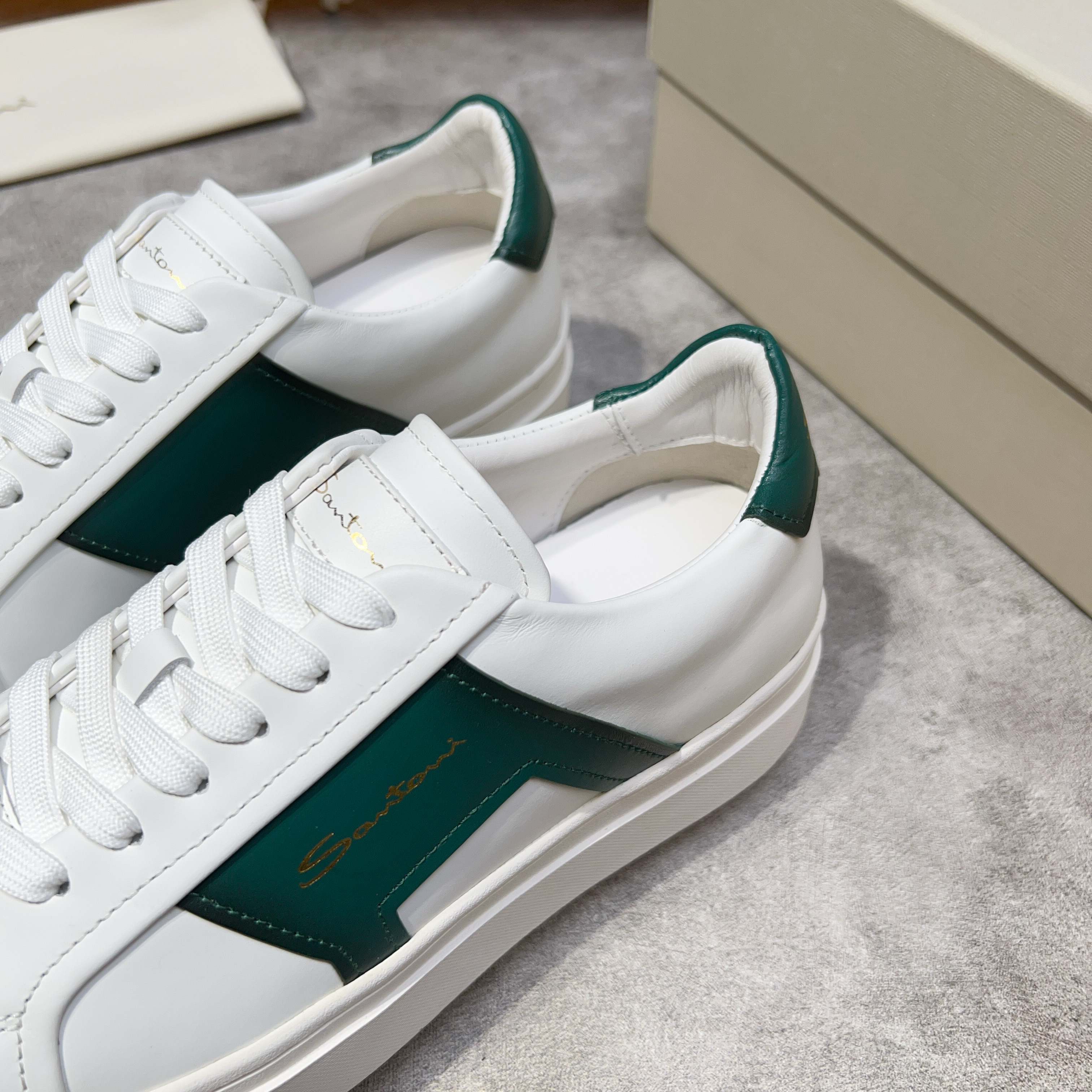 Santoni Men's White Leather Sneaker with Green Accent - Italian Craftsmanship 4 a1741780534924 4101