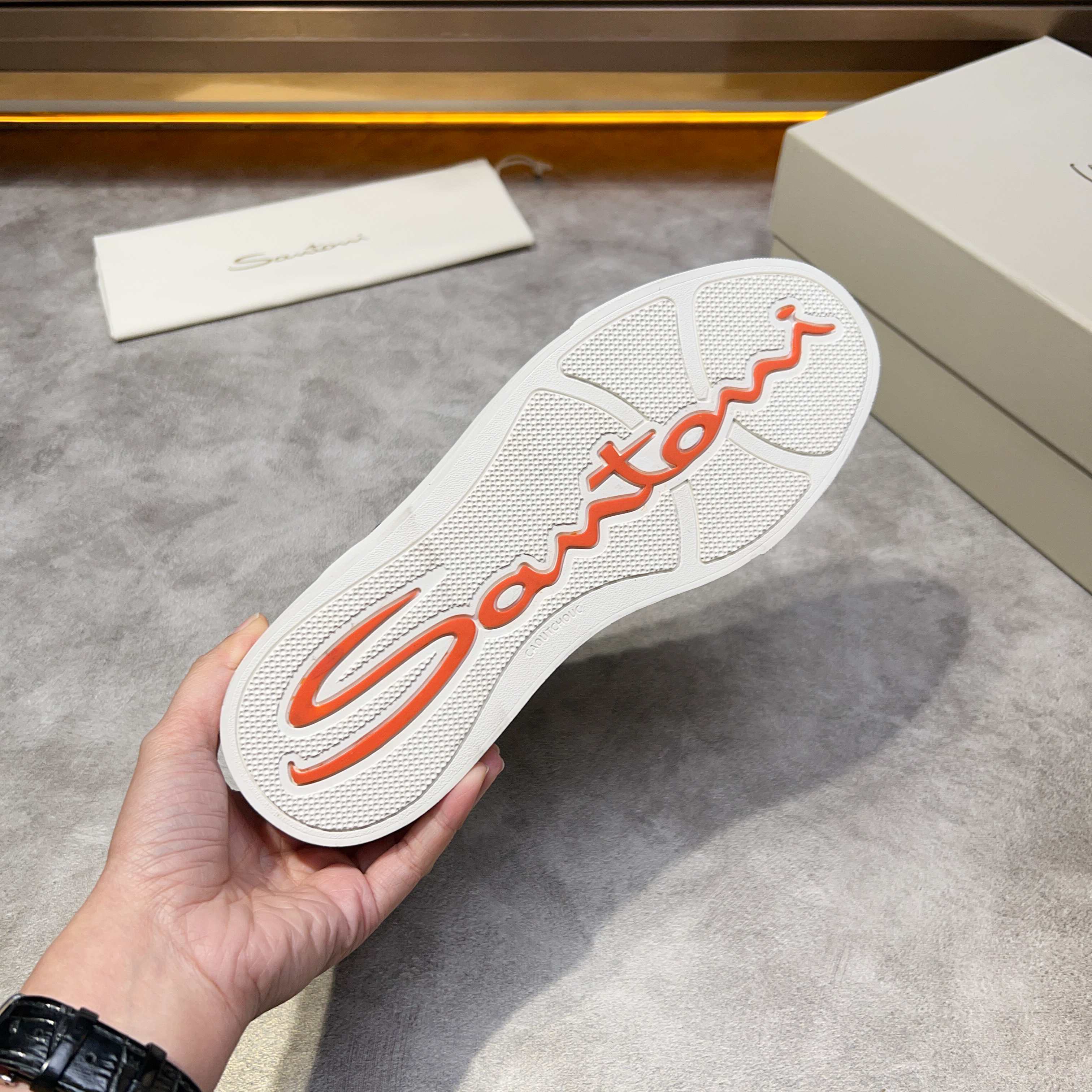 Santoni Men's Black Leather Low-Top Sneakers - Italian Craftsmanship 8 a1741780710227 3720