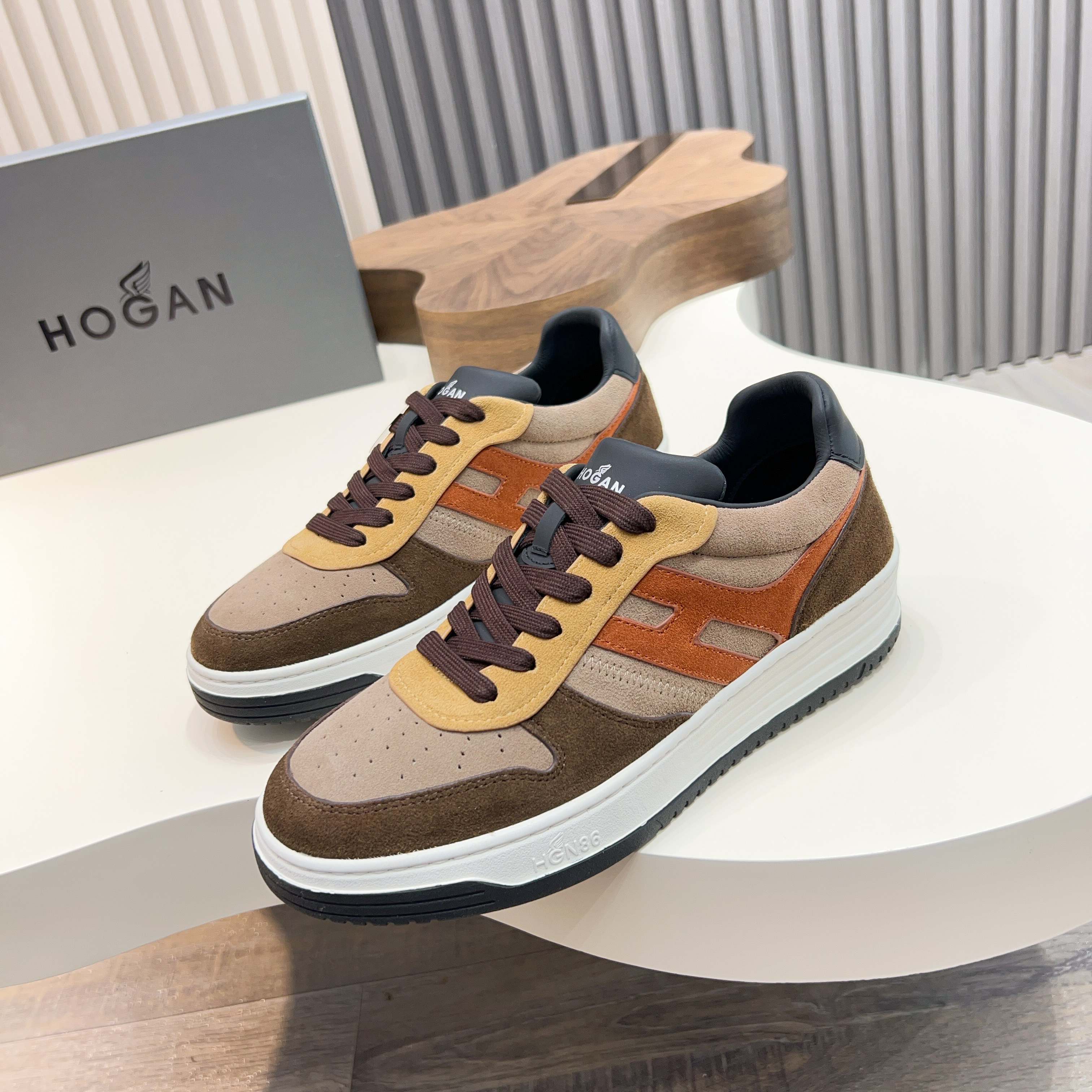 Hogan H630 Series New Colorblock Sneakers - Retro Style, Classic Comfort