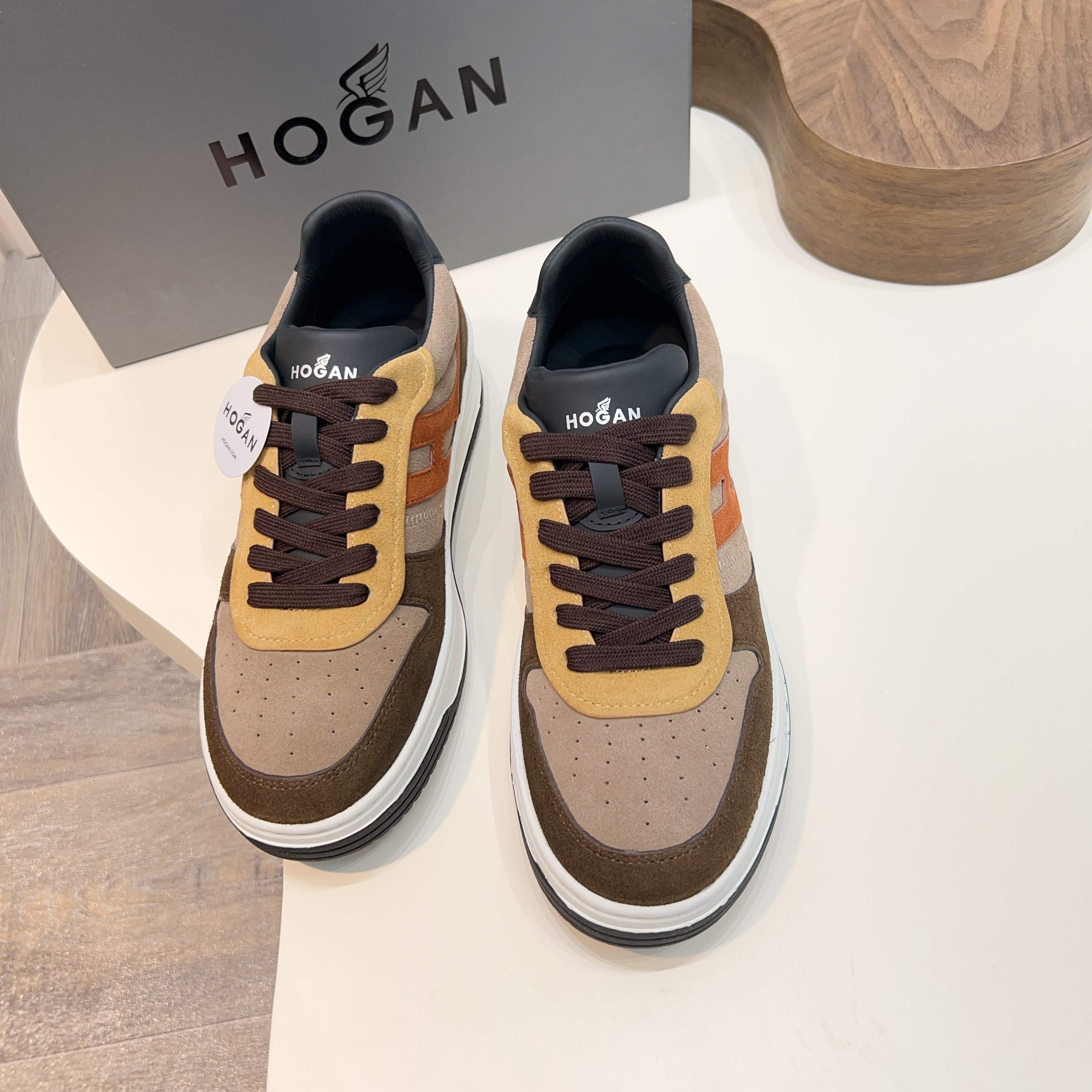 Hogan H630 Series New Colorblock Sneakers - Retro Style, Classic Comfort 9 a1741847758473 0866
