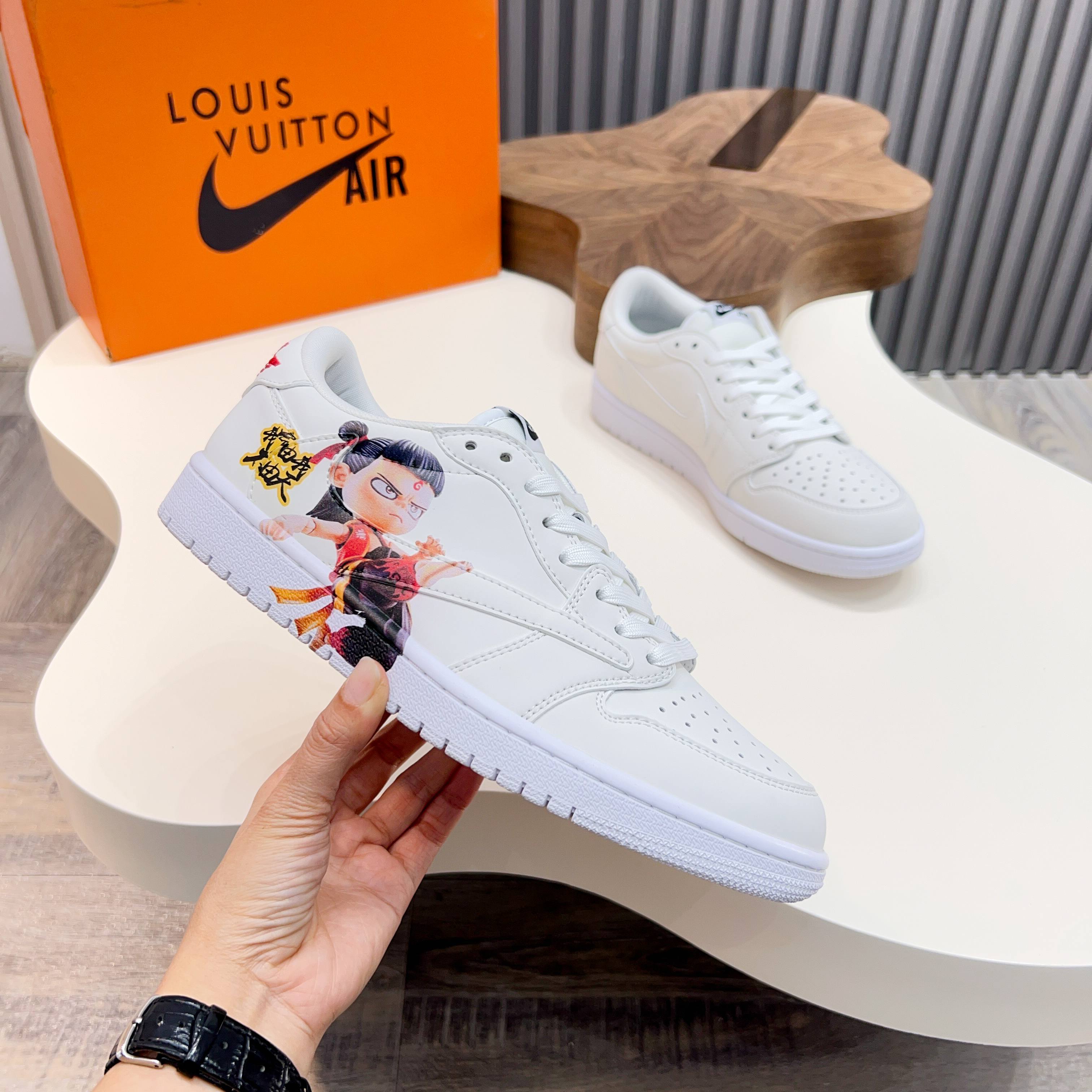 L.V x Nike Low-Top Sneakers in White Leather, Size 39-44 3 a1741921174974 2056