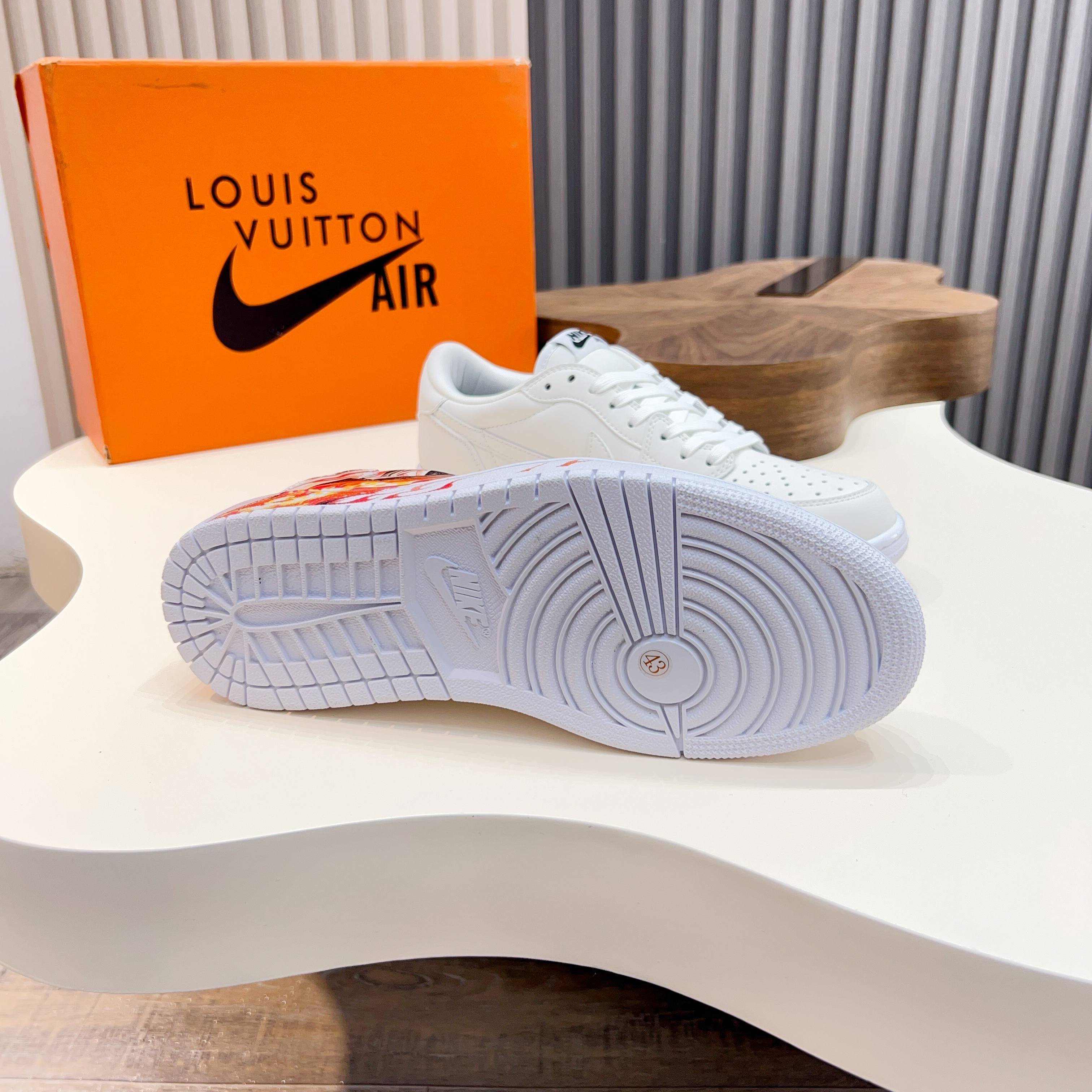 L.v x Nike Low-Top Leather Sneakers with Anime Print 4 a1741921232612 5210