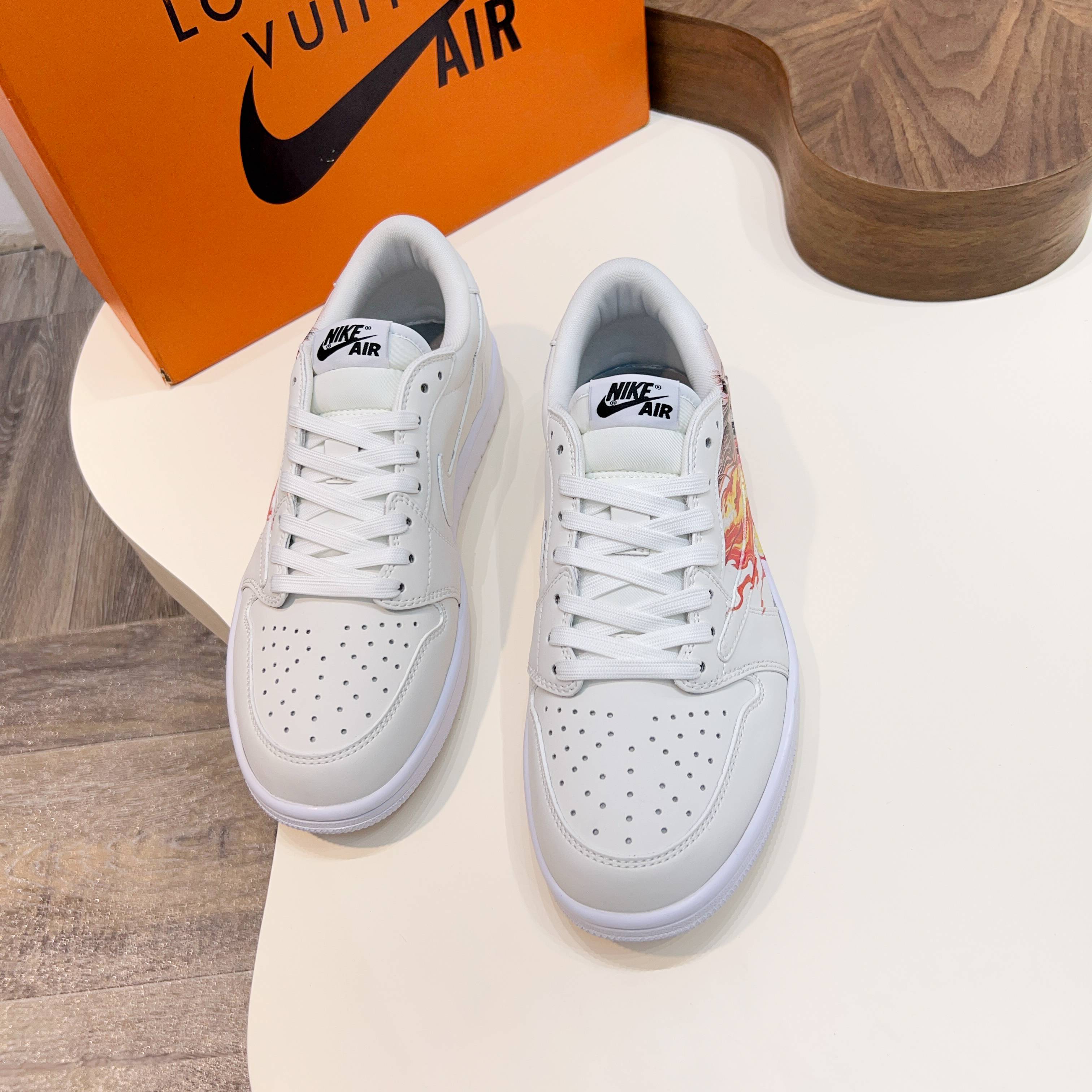 L.v x Nike Low-Top Leather Sneakers with Anime Print 10 a1741921235451 3084