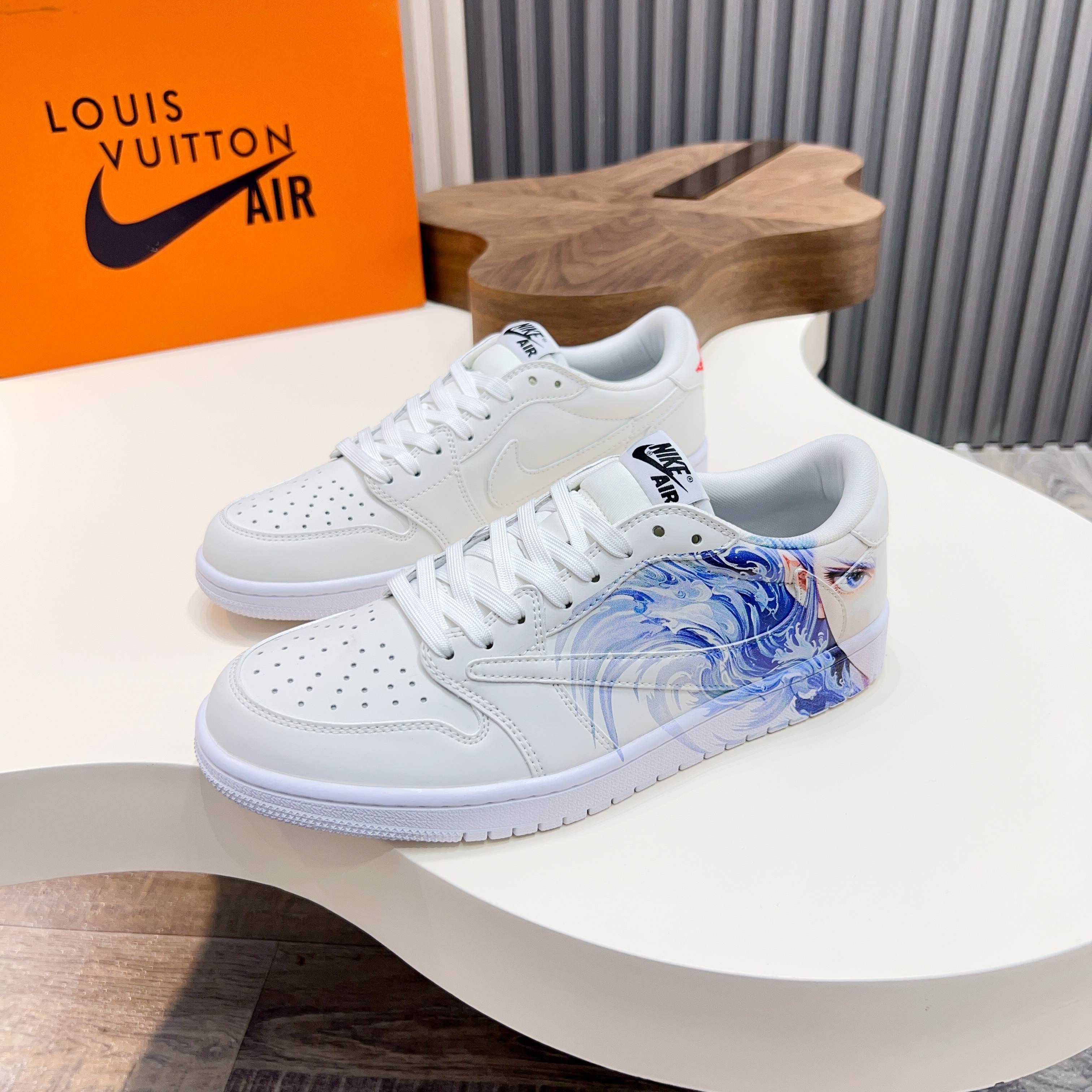 Louis Vuitton x Nike Low-Top Sneakers - Leather, Dual-Branded Design
