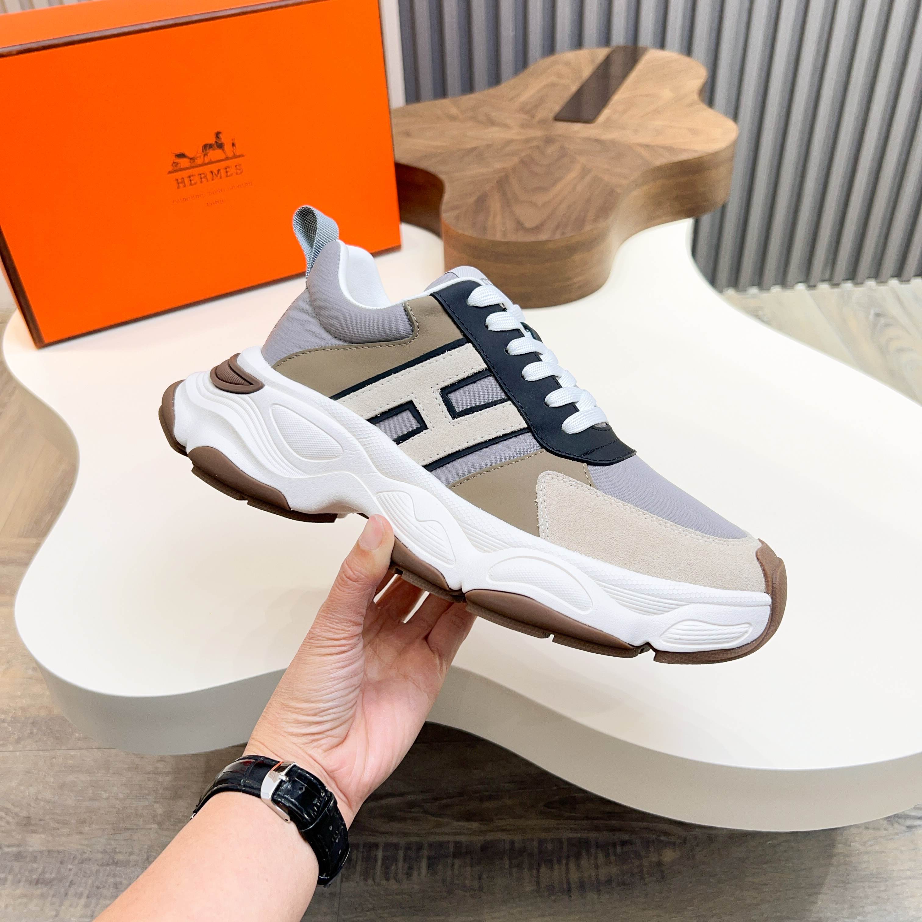 Hermès Haru Chunky Sole Sneakers in Calfskin & Canvas, Colorblock Design 6 a1743470368950 7071