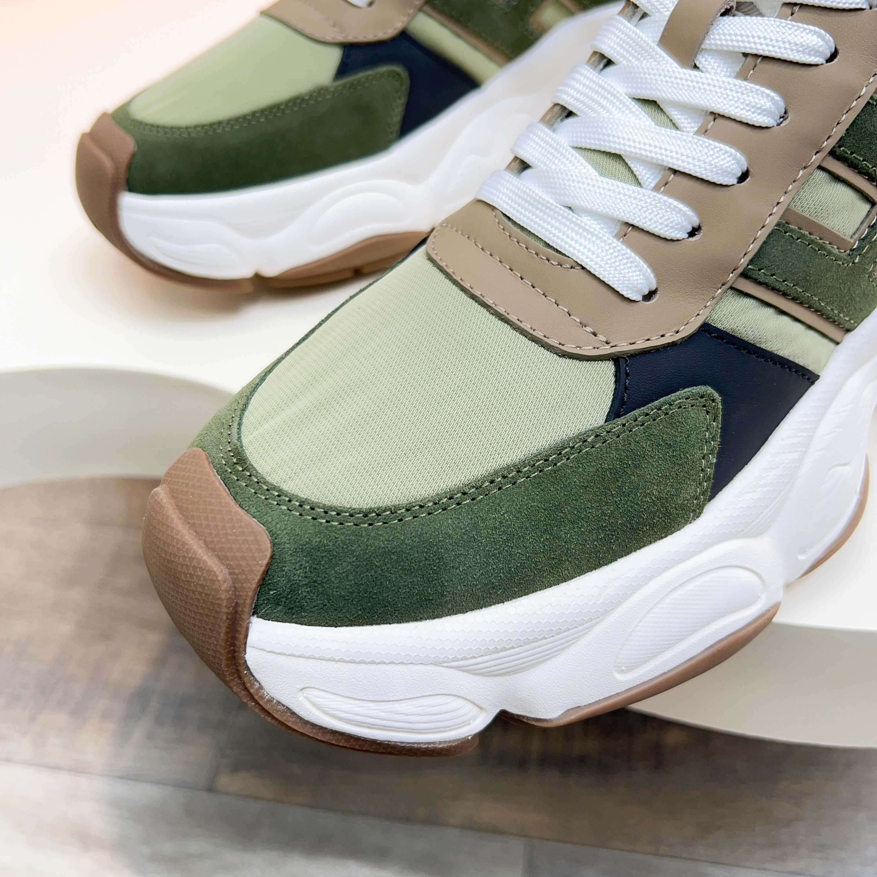 Hermes Haru Color Block Leather and Canvas Derby Sneakers 4 a1743470435970 1508