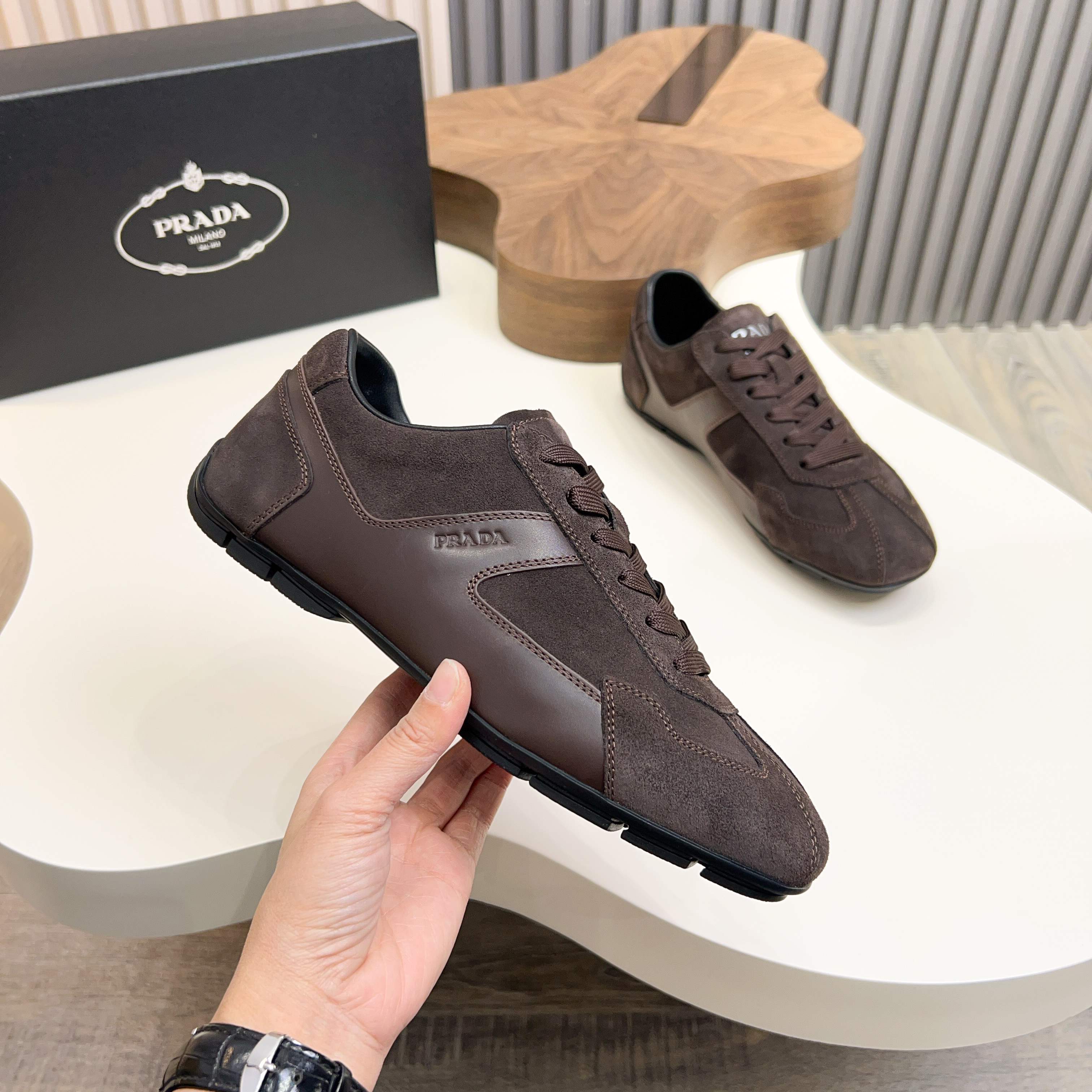 Prada Wind Series Men's Suede Leather Casual Sneakers, Comfortable and Stylish 3 a1743510140484 0431