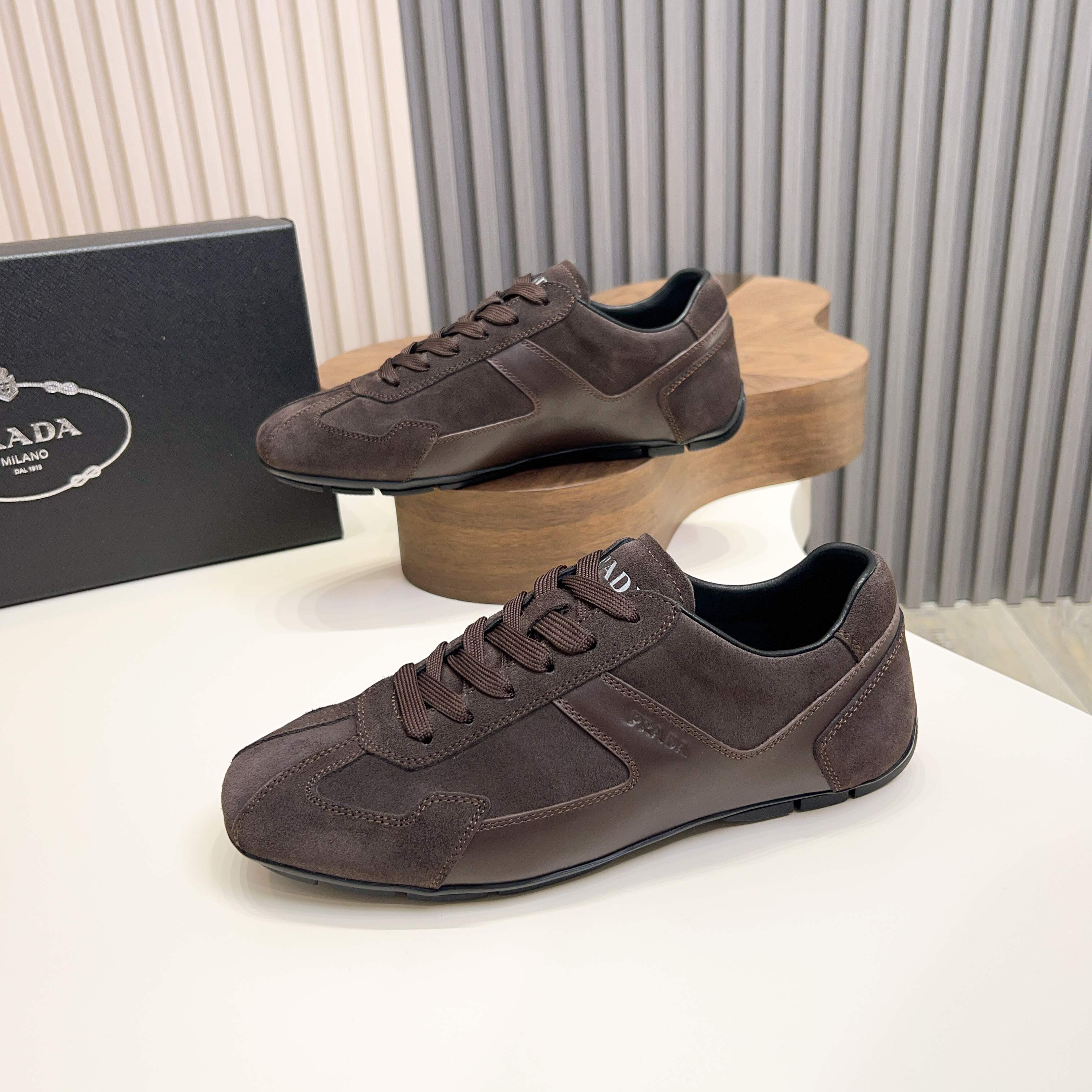 Prada Wind Series Men's Suede Leather Casual Sneakers, Comfortable and Stylish 10 a1743510145374 3624