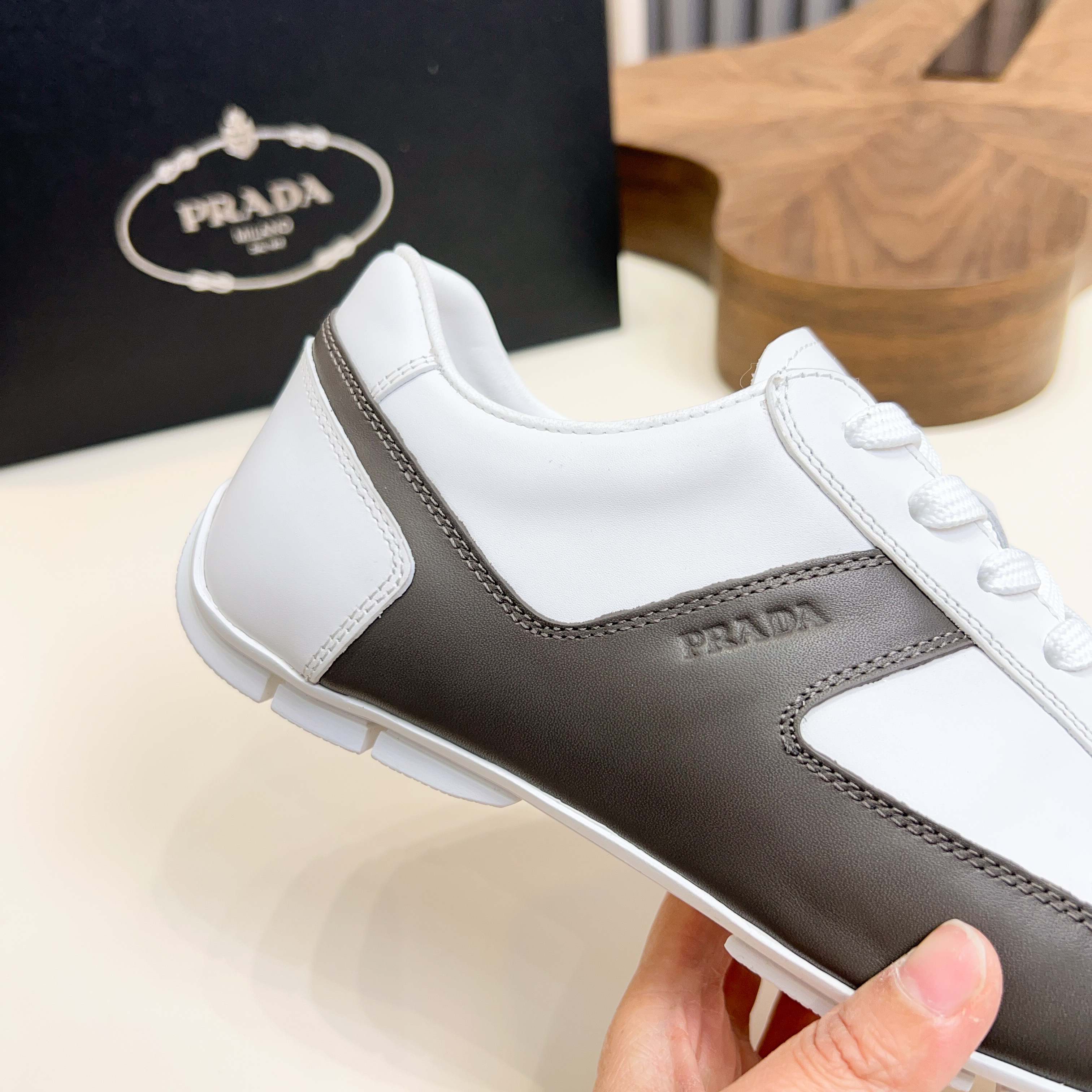 Prada Wind Series Men's Casual Sneakers - Comfortable, Stylish, and Breathable 5 a1743510224026 5323