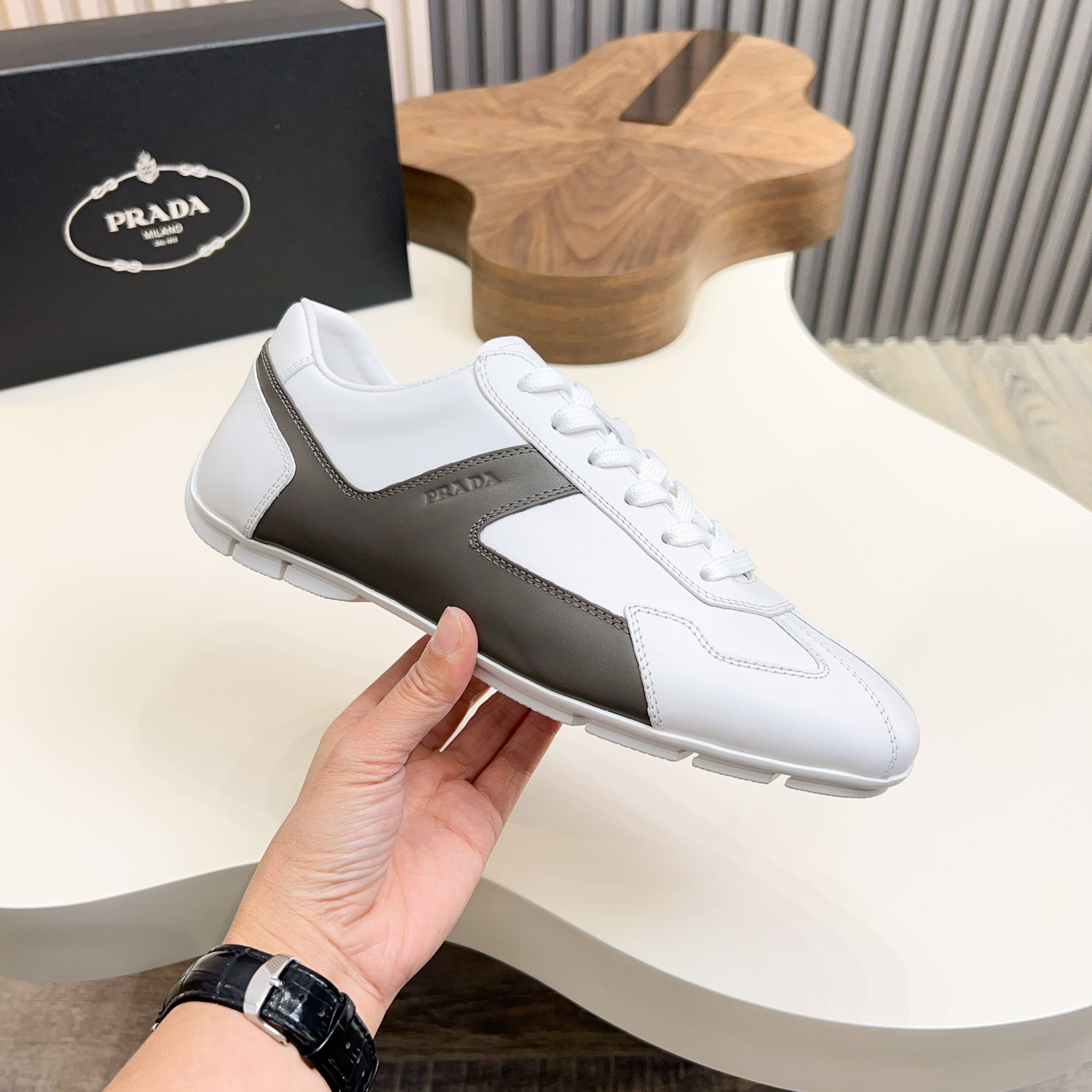 Prada Wind Series Men's Casual Sneakers - Comfortable, Stylish, and Breathable 6 a1743510224181 0427