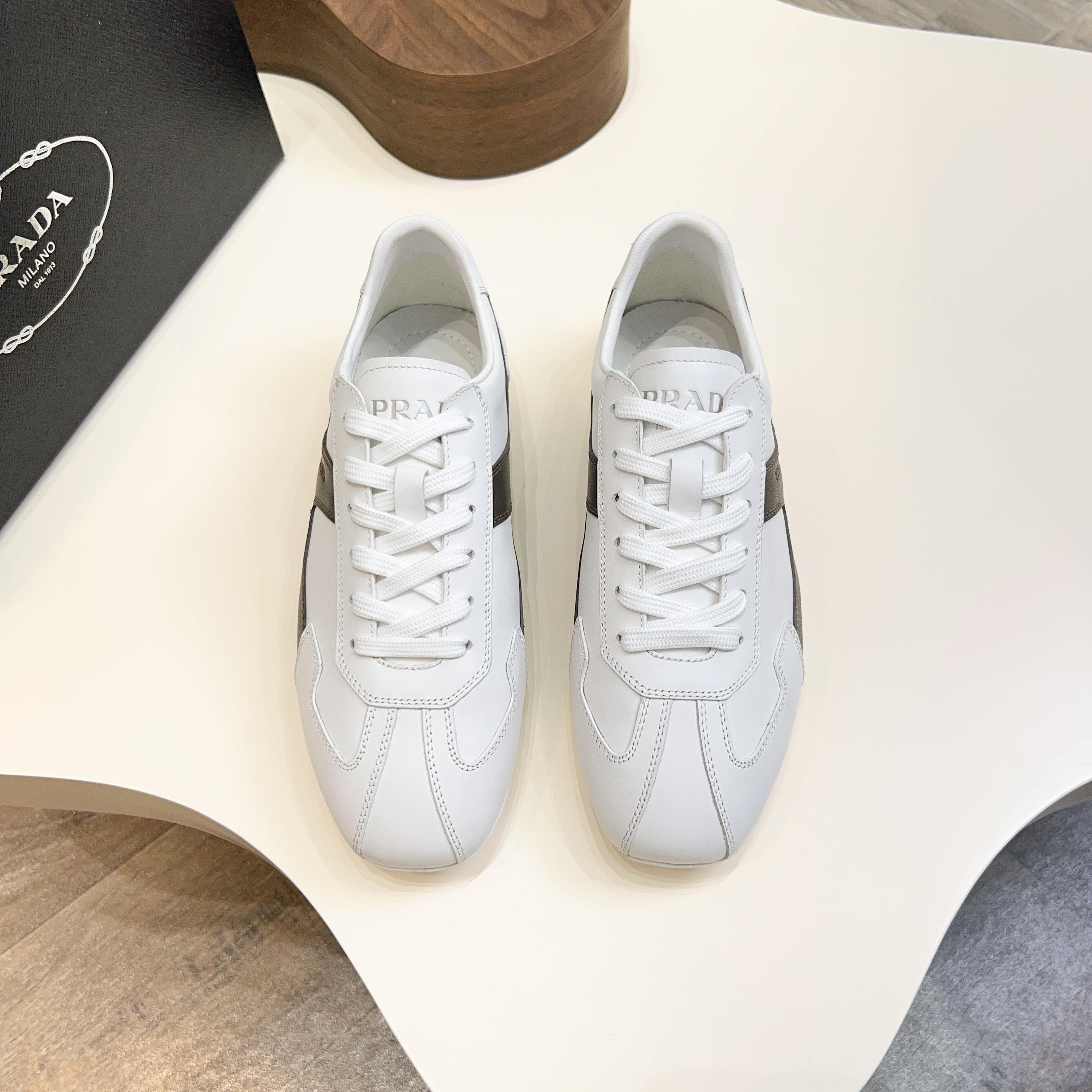 Prada Wind Series Men's Casual Sneakers - Comfortable, Stylish, and Breathable 10 a1743510226529 0677