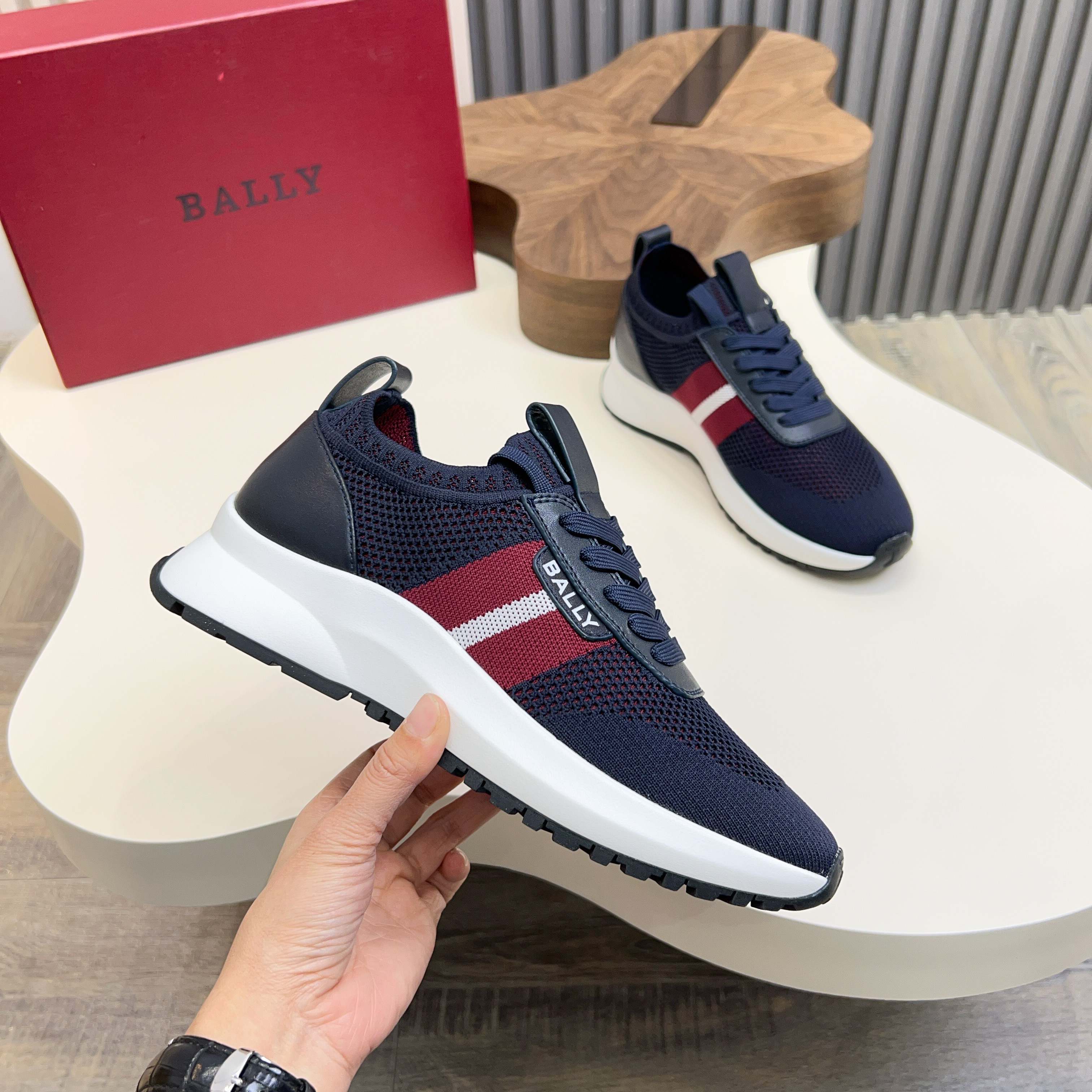 [Bally Men
