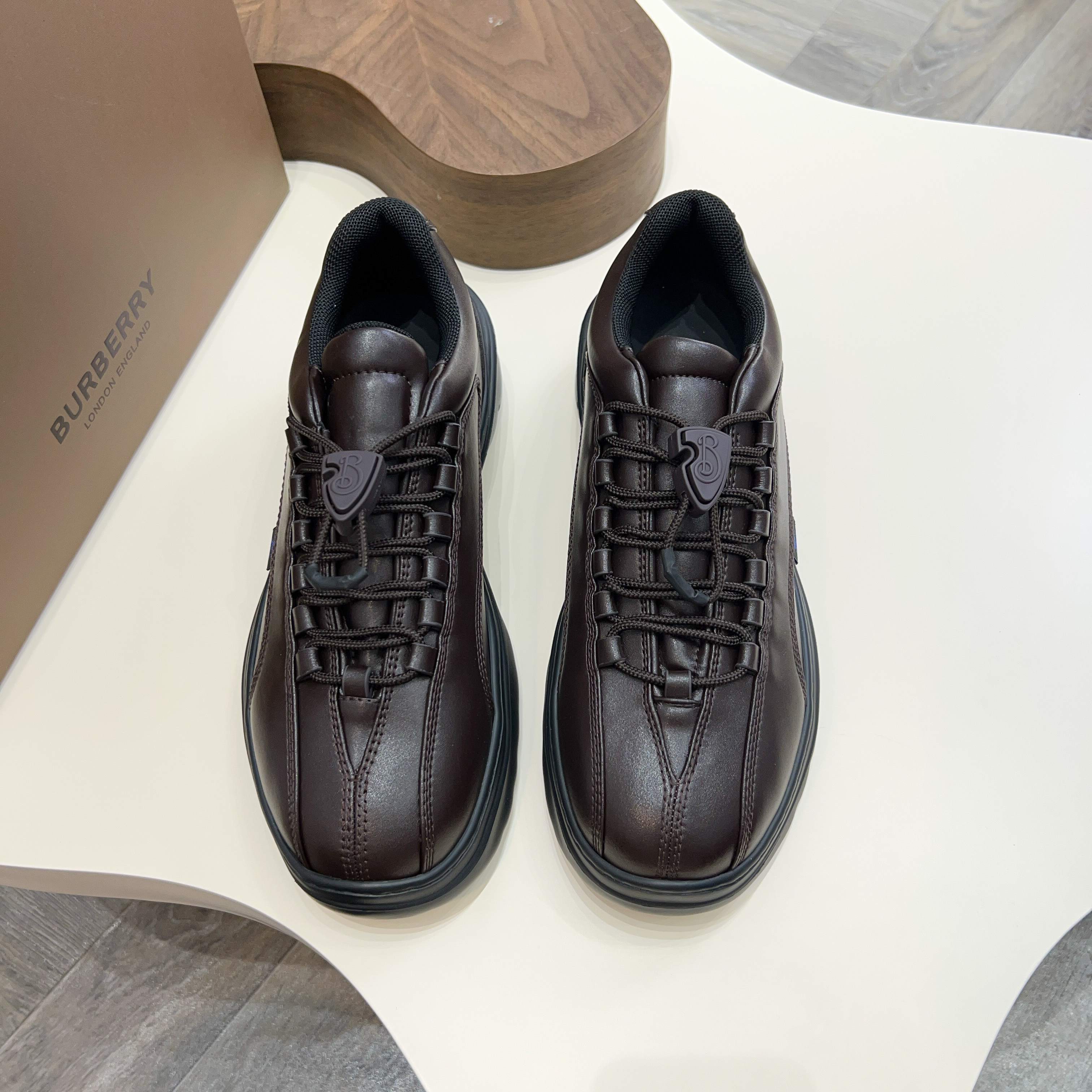 Burberry Burberry Scoot serie nuevos zapatos casuales de los hombres Se busca línea brillante zapato