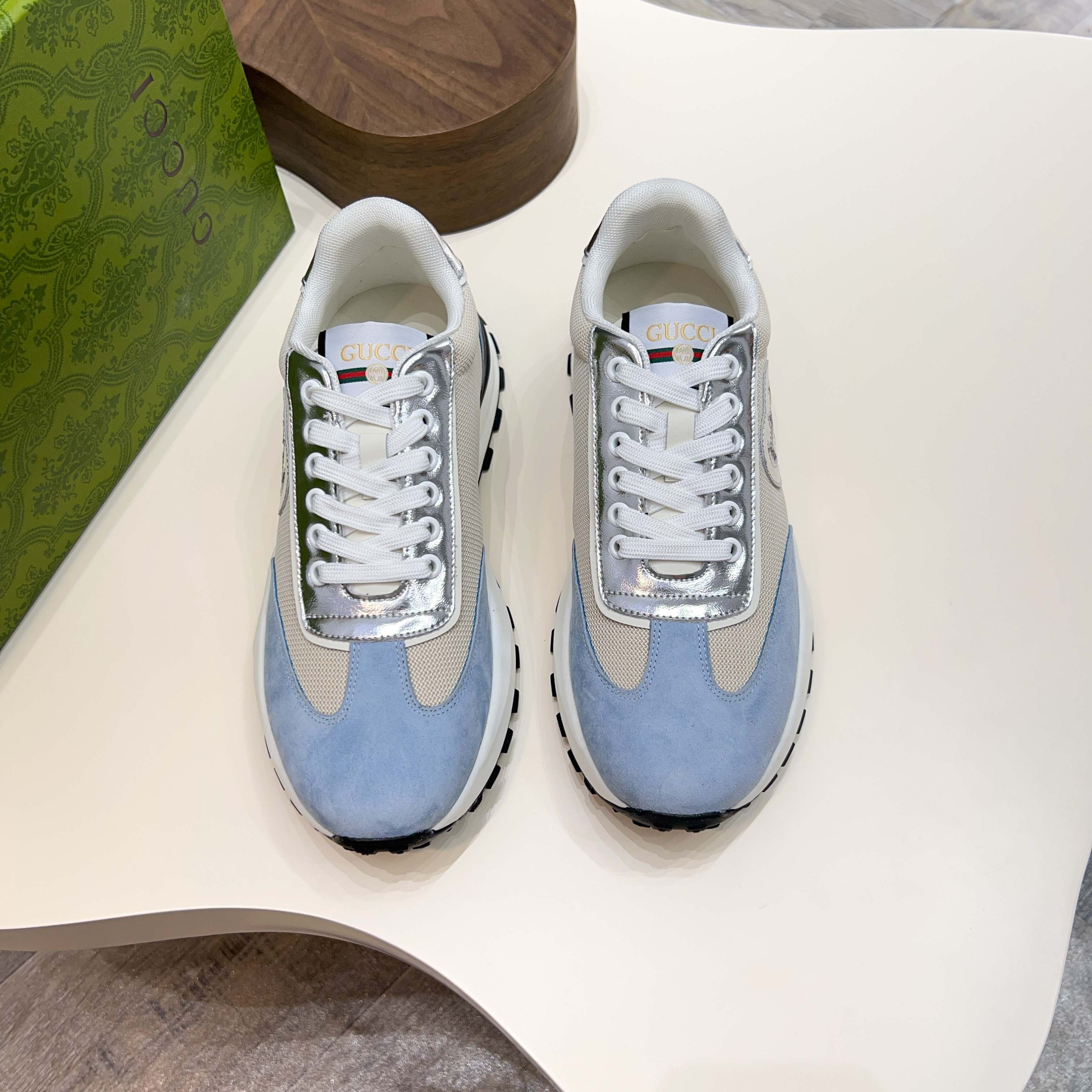 Gucci Men's Leather Sneakers - Comfortable, Stylish, and Handcrafted 11 a1744496548961 7784