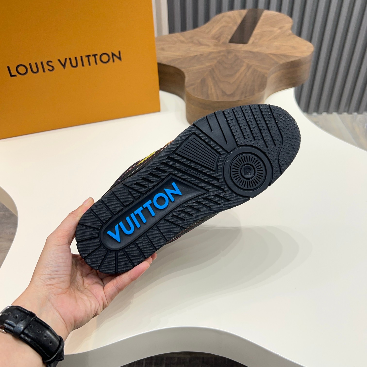 Louis Vuitton Trainer Sneakers in Black Leather with Monogram Detailing 7 a1744496830879 5276