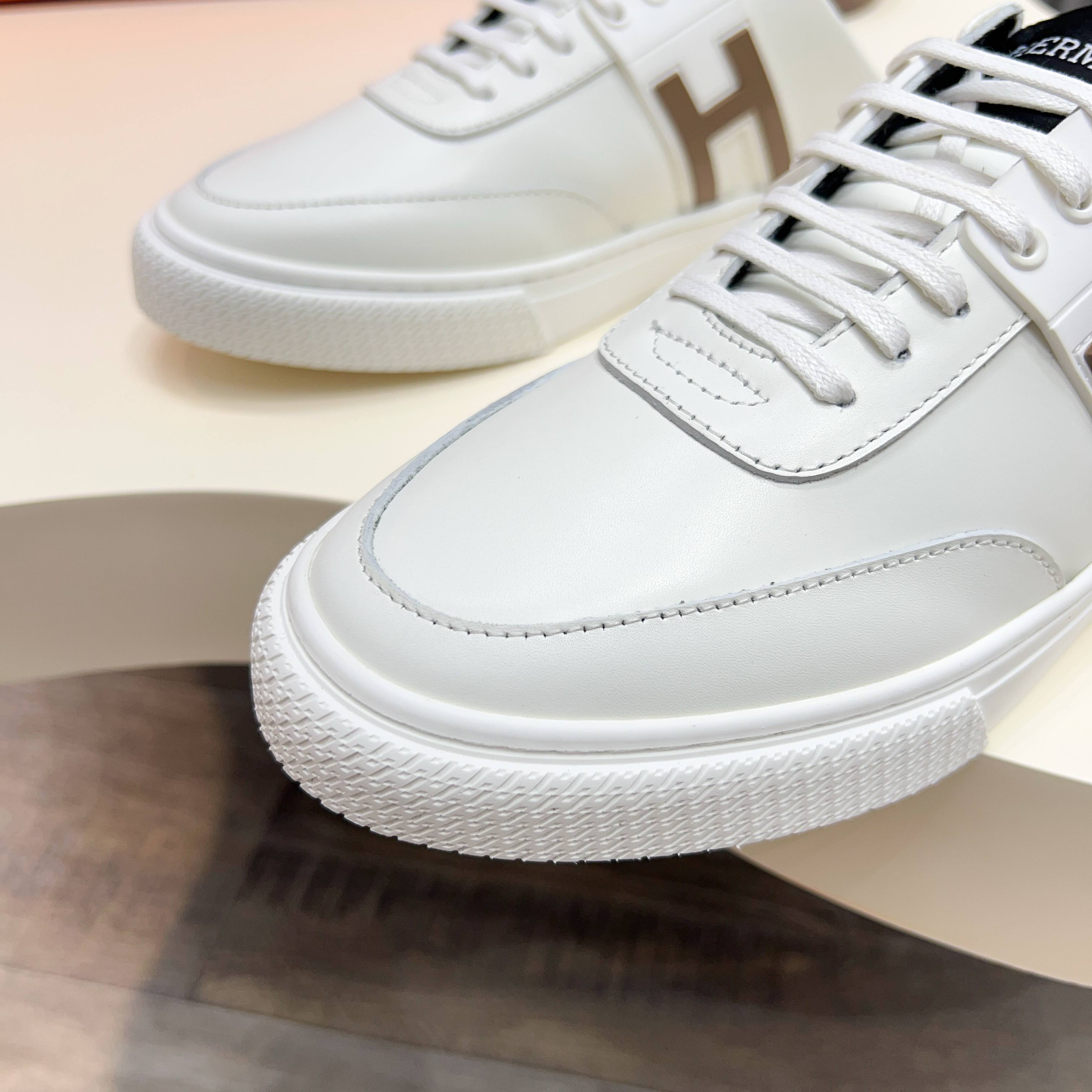 Hermes Men's White Leather Casual Sneakers - Slip-On Style, Comfortable 4 a1744605388261 0463