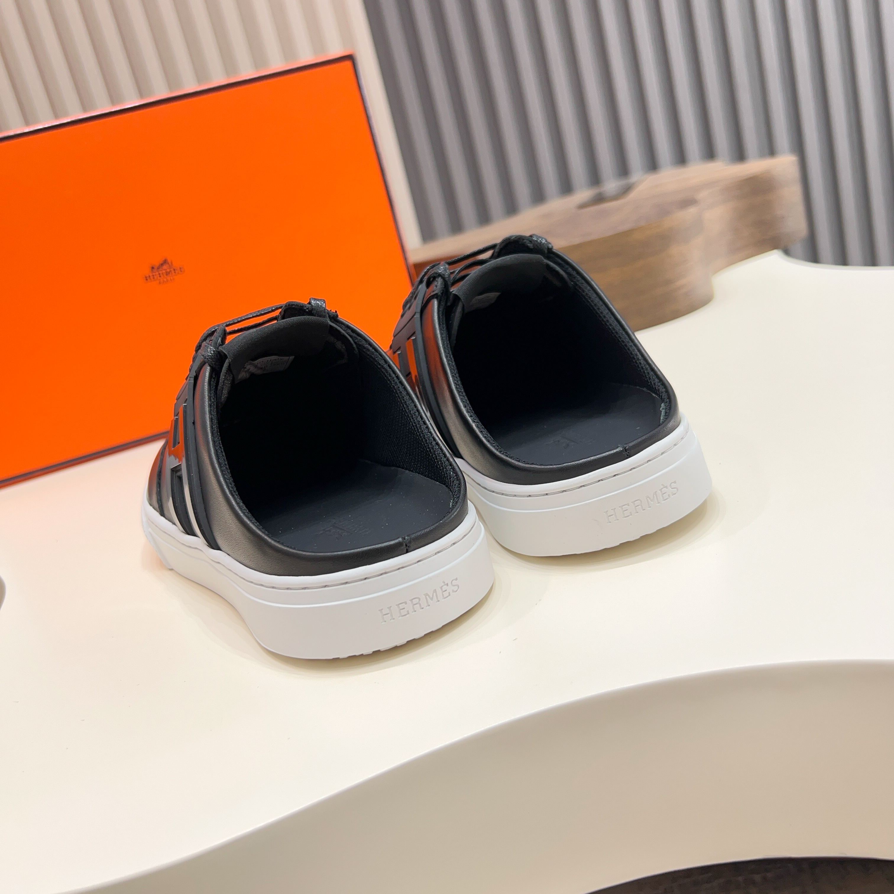 Hermes Men's Black Leather Casual Sneakers Slip-ons, Size 39-44 4 a1744605462879 2741