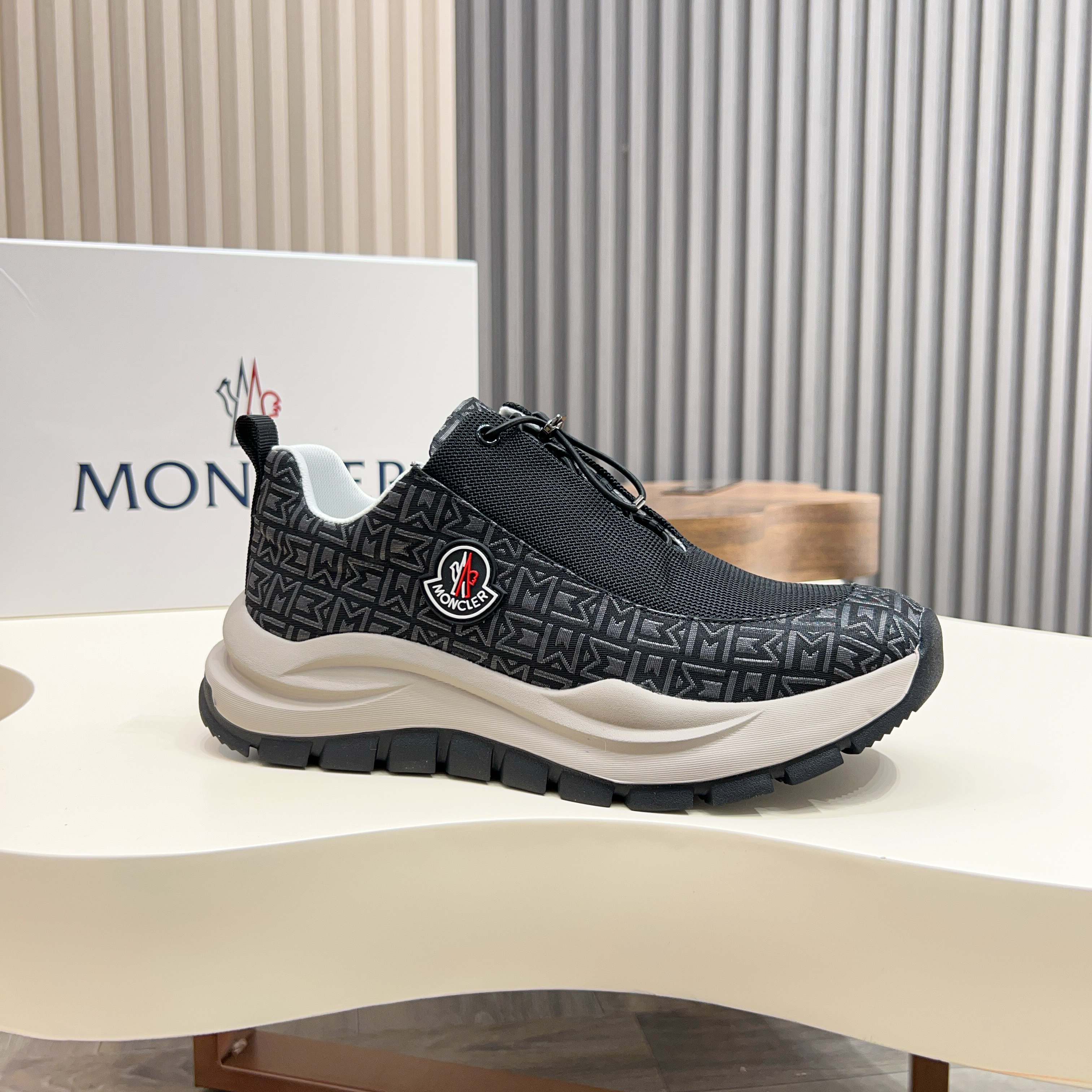 Moncler Men's Lace-Up Casual Sneakers - Comfortable & Stylish 11 a1745101674373 0825