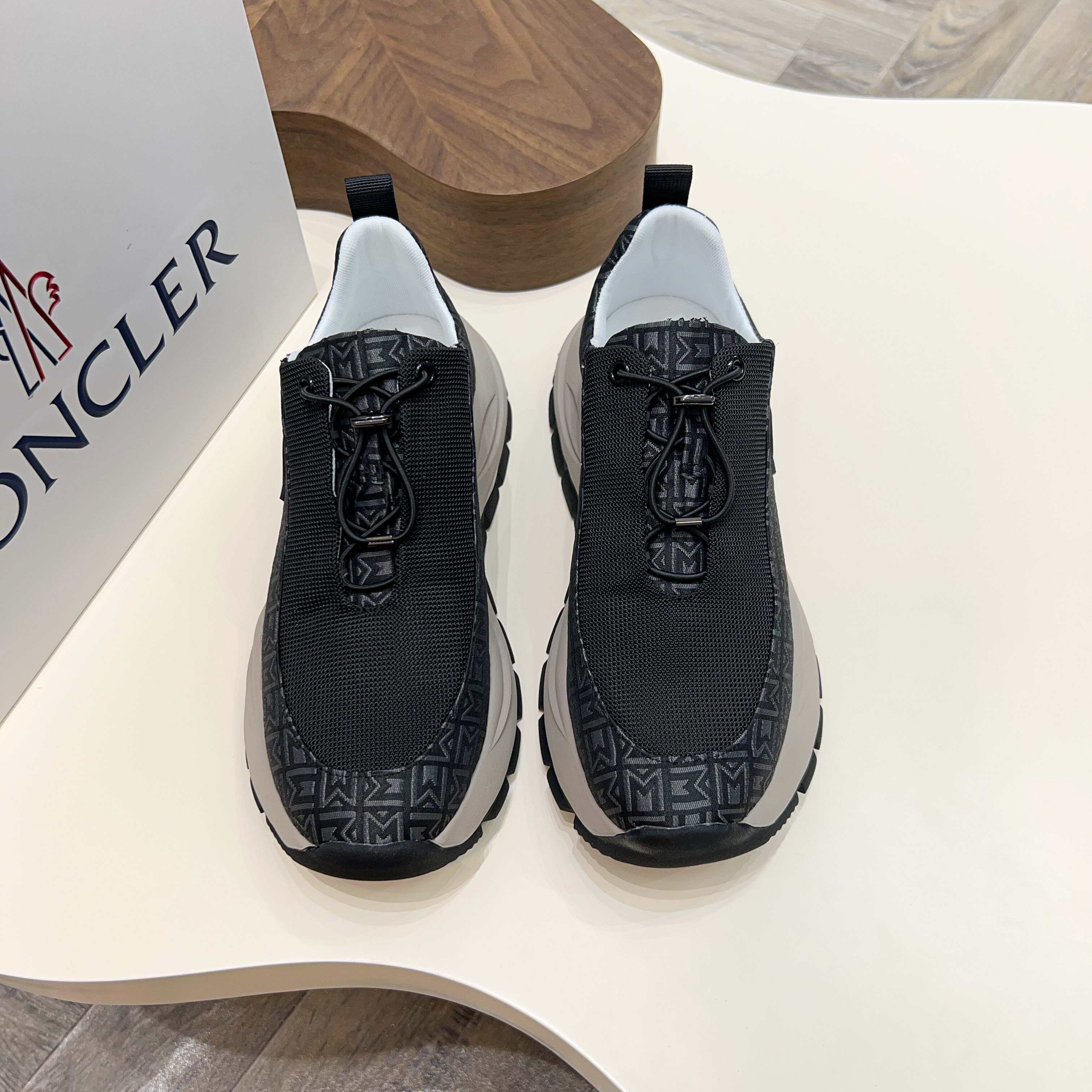Moncler Men's Lace-Up Casual Sneakers - Comfortable & Stylish 9 a1745101674580 5803