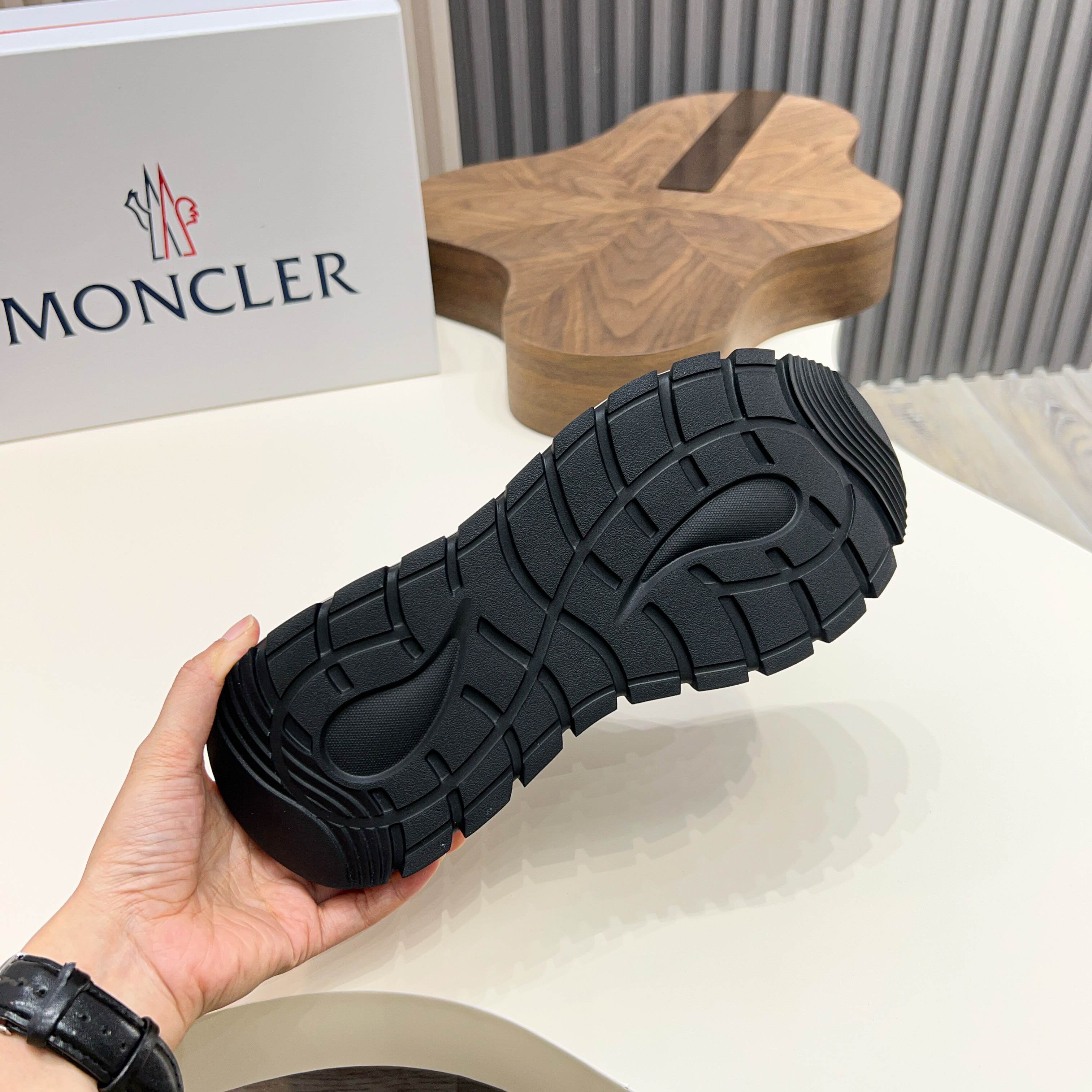 Moncler Men's Lace-Up Casual Sneakers - Comfortable, Slip-Resistant, Trendy 6 a1745101700424 3456