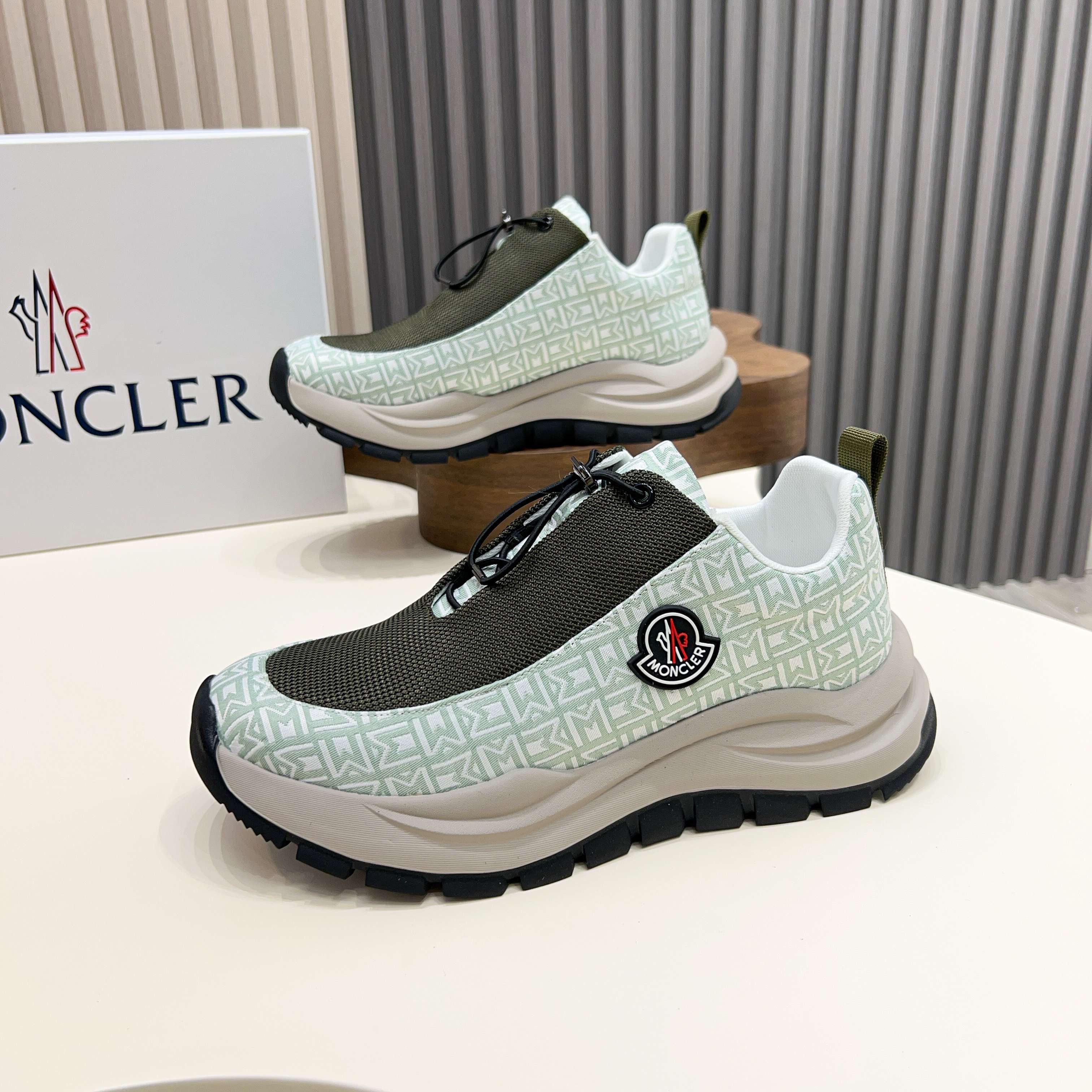 Moncler Men's Lace-Up Casual Sneakers - Comfortable & Stylish, Size 38-44 8 a1745104693875 6535