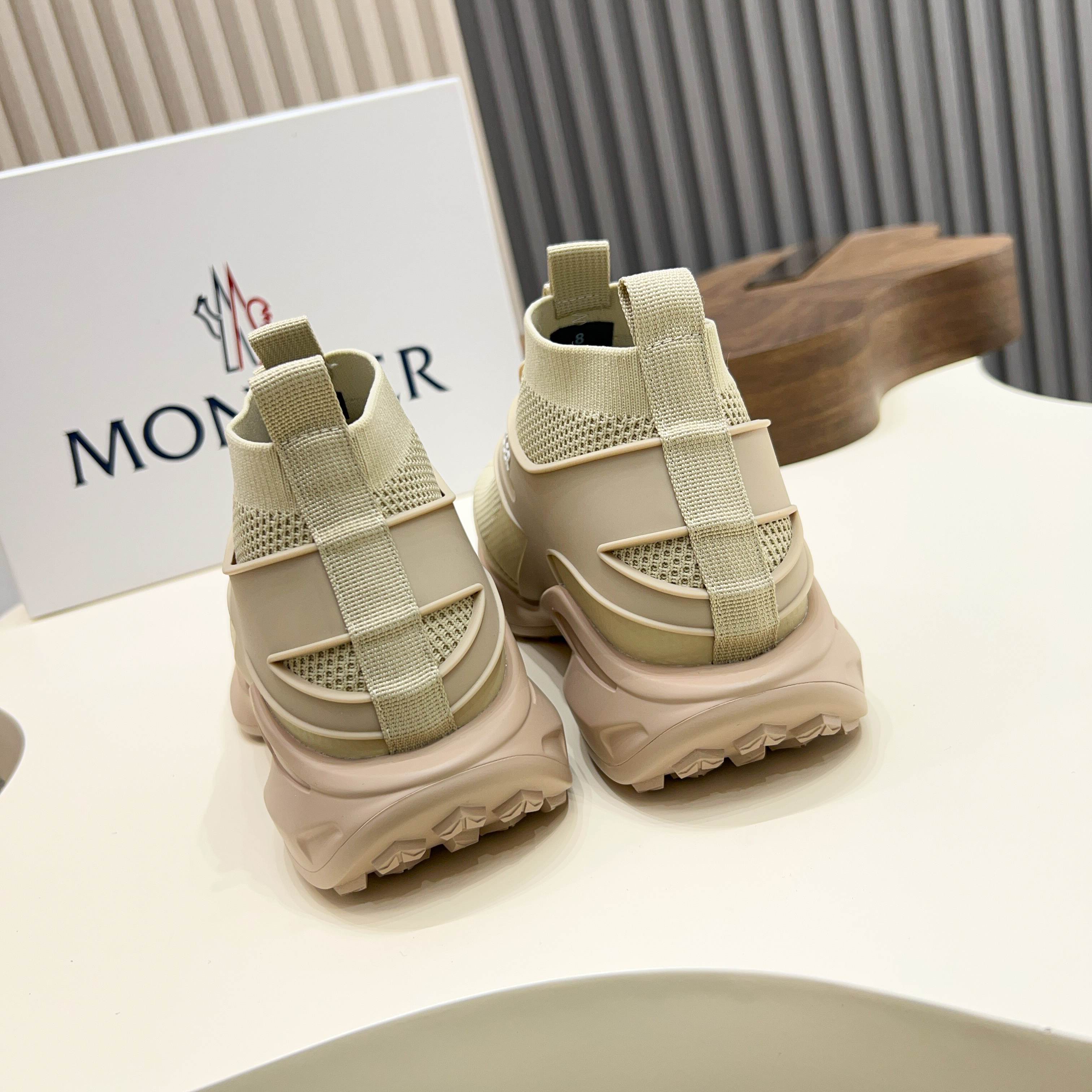 Moncler Men's Lace-Up Casual Sneakers Comfortable Non-Slip Fashion Shoes 4 a1745122977198 1328