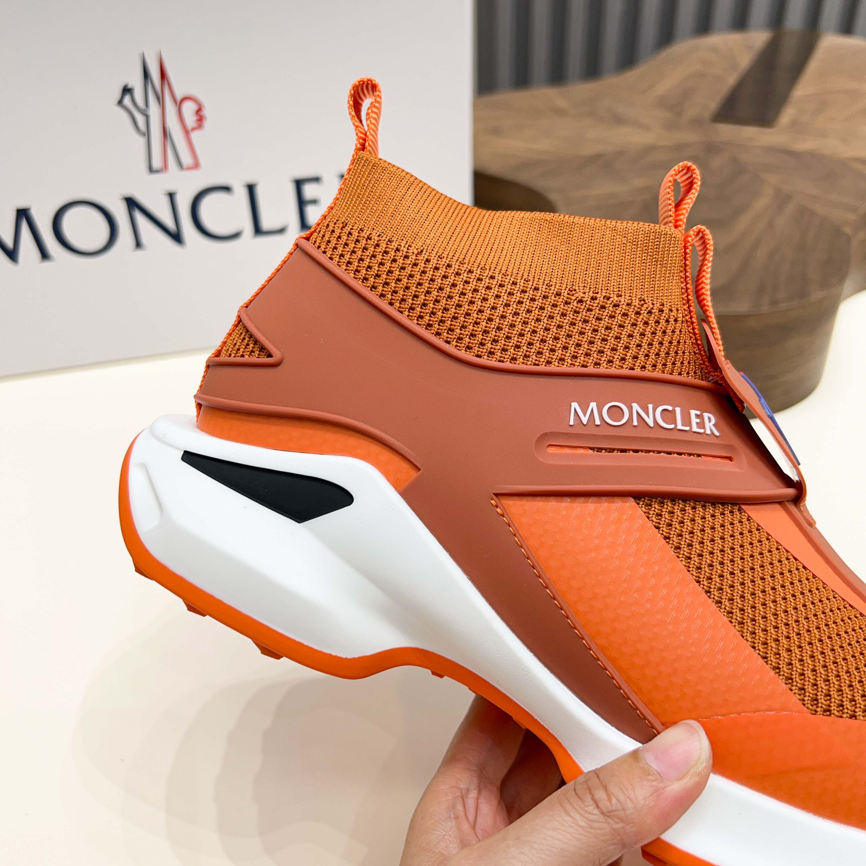 Moncler Men's Lace-Up Casual Sneakers - Comfort, Style, and Innovation 8 a1745123013781 3136