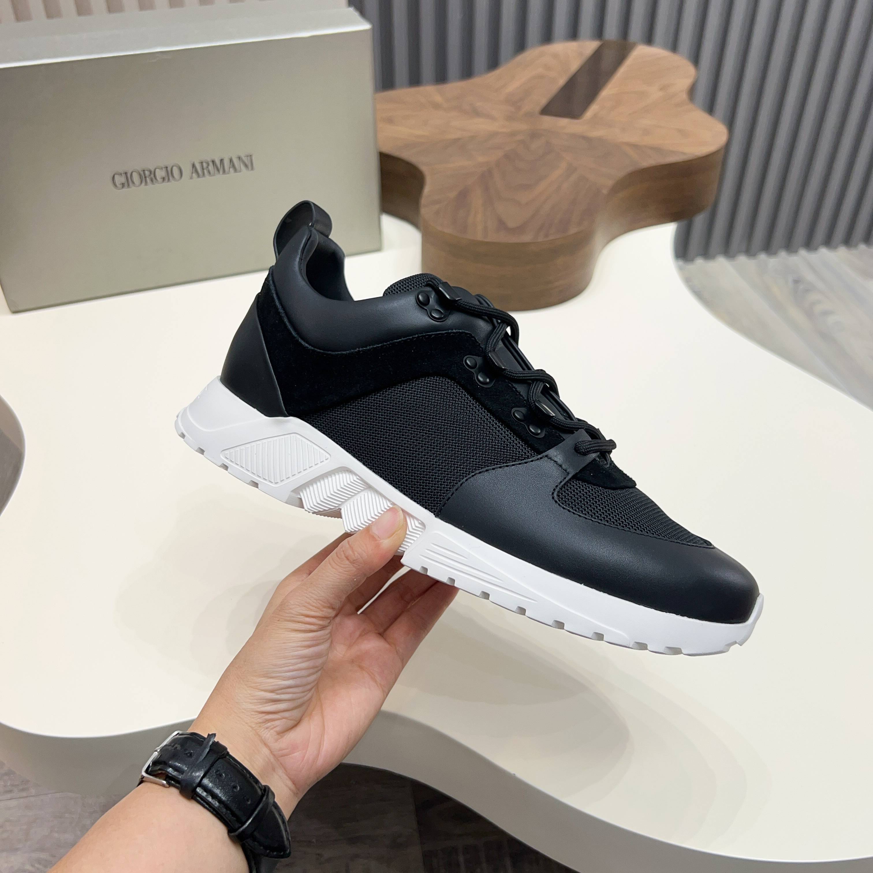 Giorgio Armani Men's Leather Sneakers - Italian Luxury, Comfort Fit 5 a1745154477831 0425