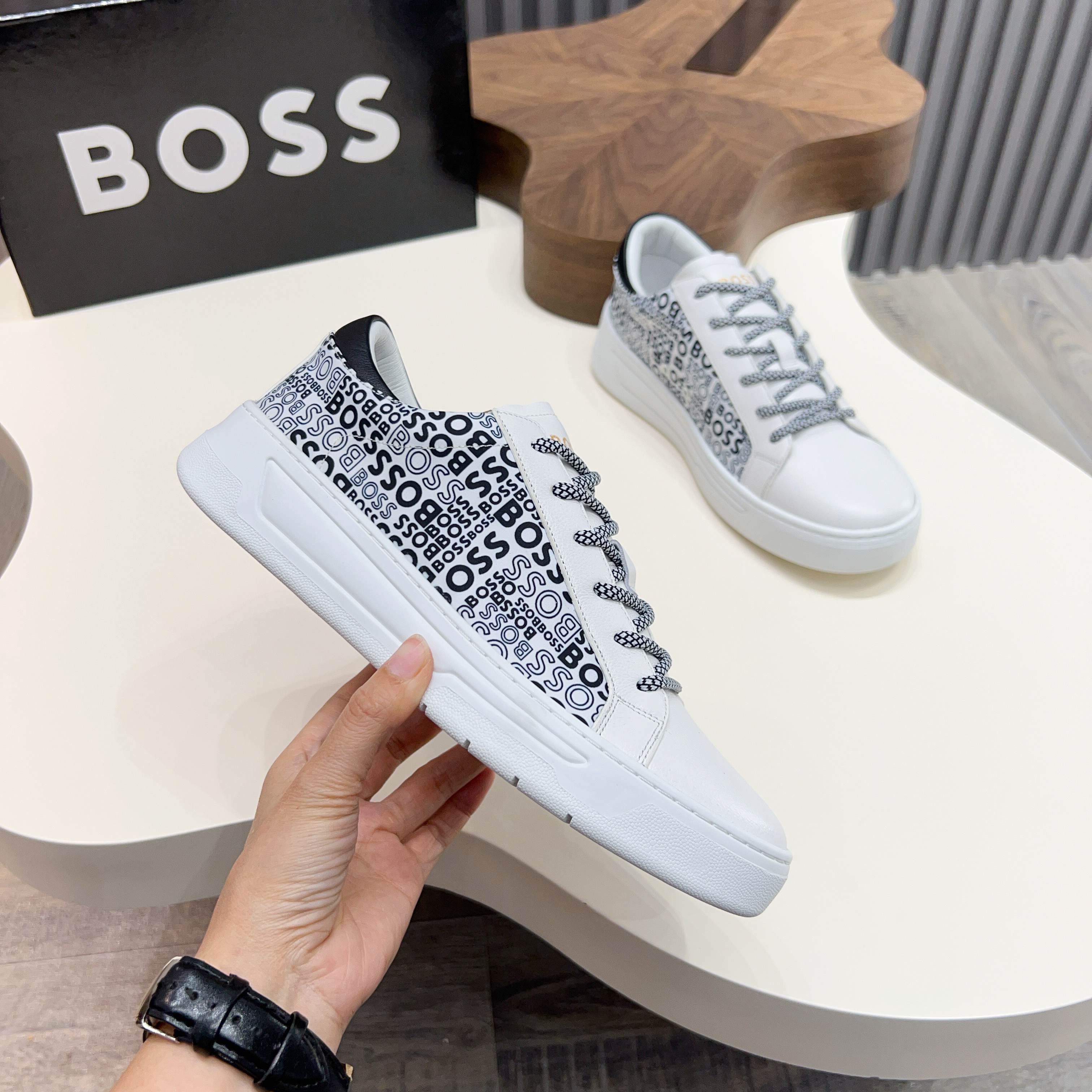 Hugo Boss Men's White Leather Sneaker with Logo Print - Comfort & Style 3 a1745625425122 4060