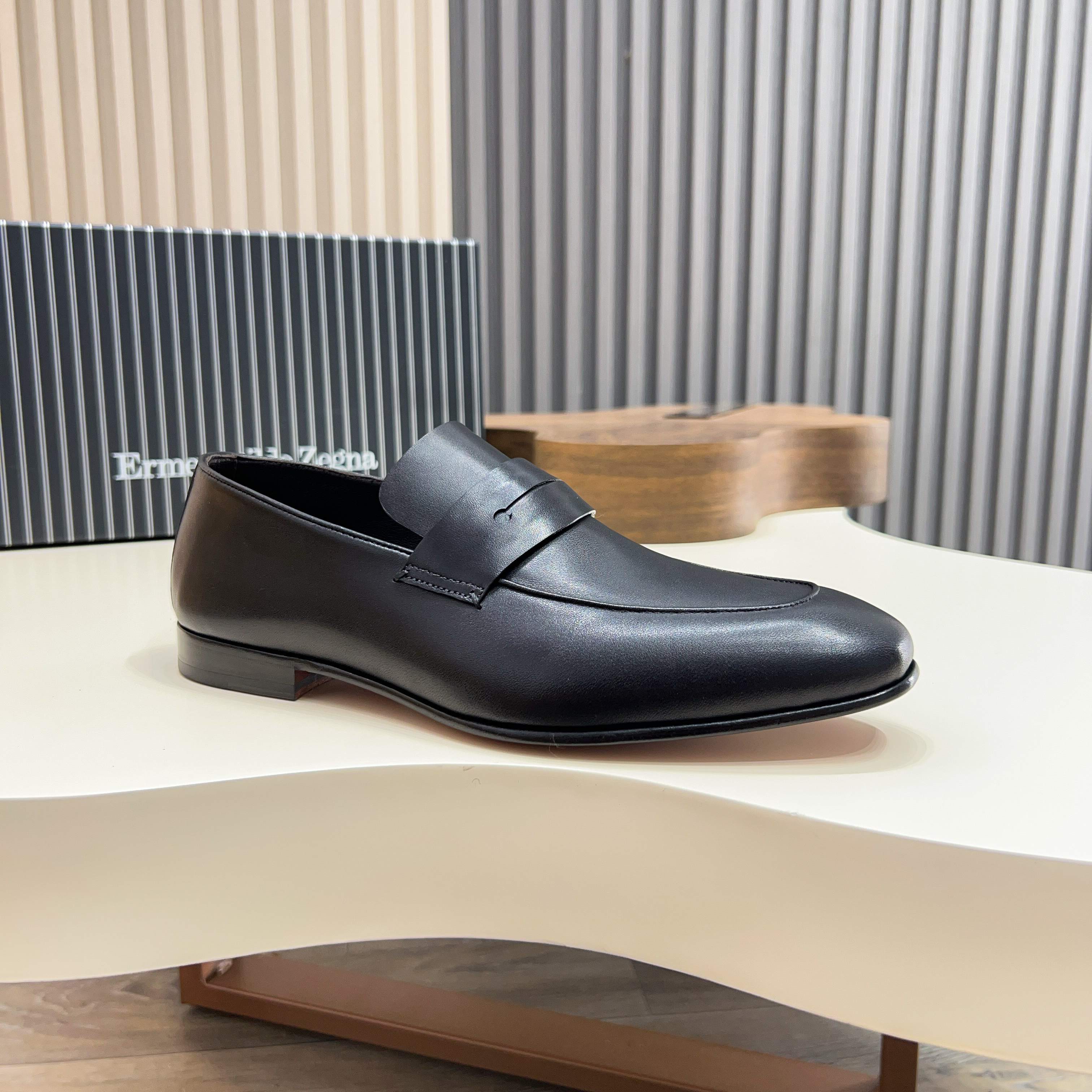 p410 Zegna New Updated Zeg-L'Asola Loafer FlatLos detalles de ojales a medida del modelo L'Asola se 