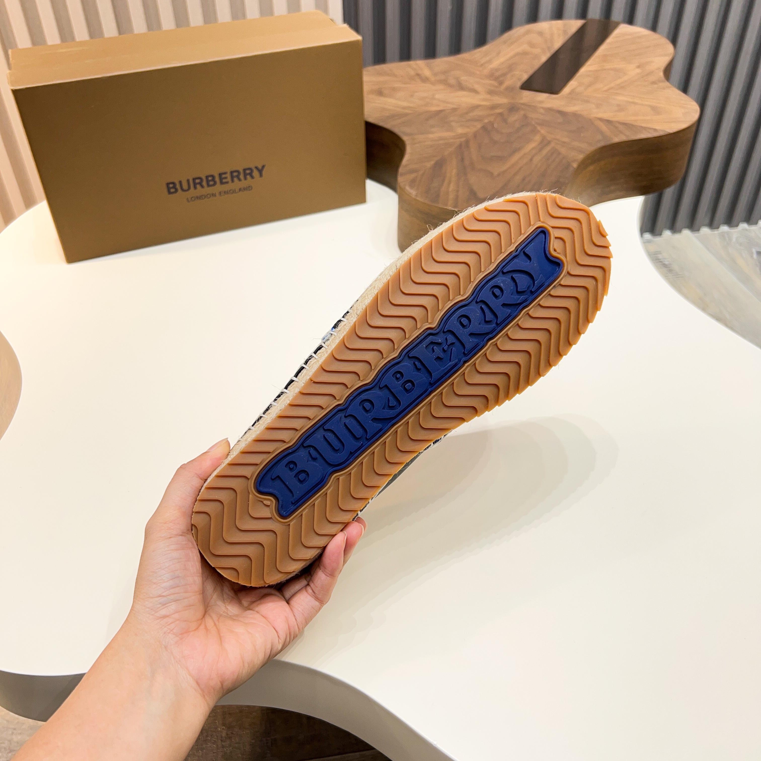 Zapatillas Burberry Canvas Check One-Step para hombre! La parte superior sigue siendo el clásico dis