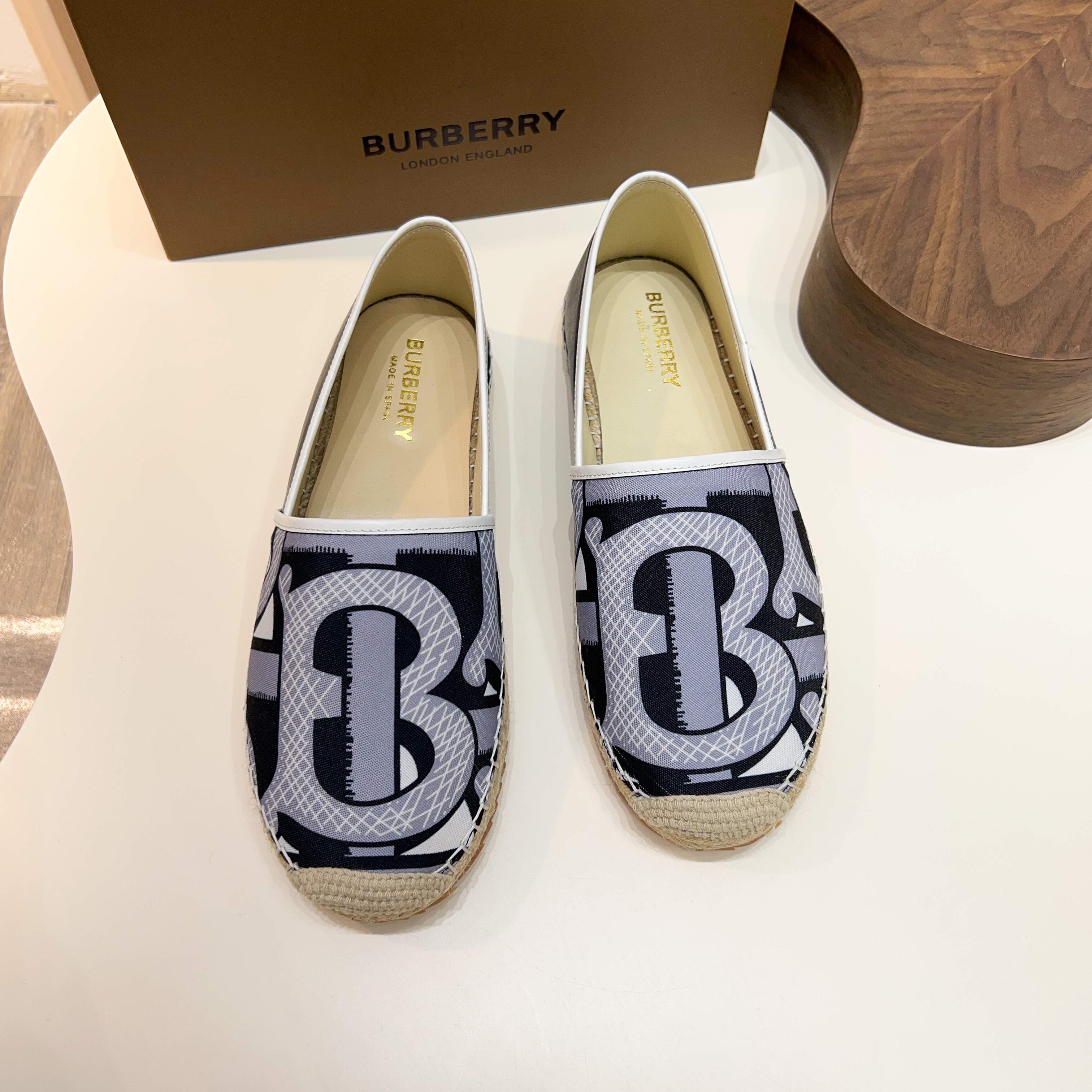 Zapatillas Burberry Canvas Check One-Step para hombre! La parte superior sigue siendo el clásico dis