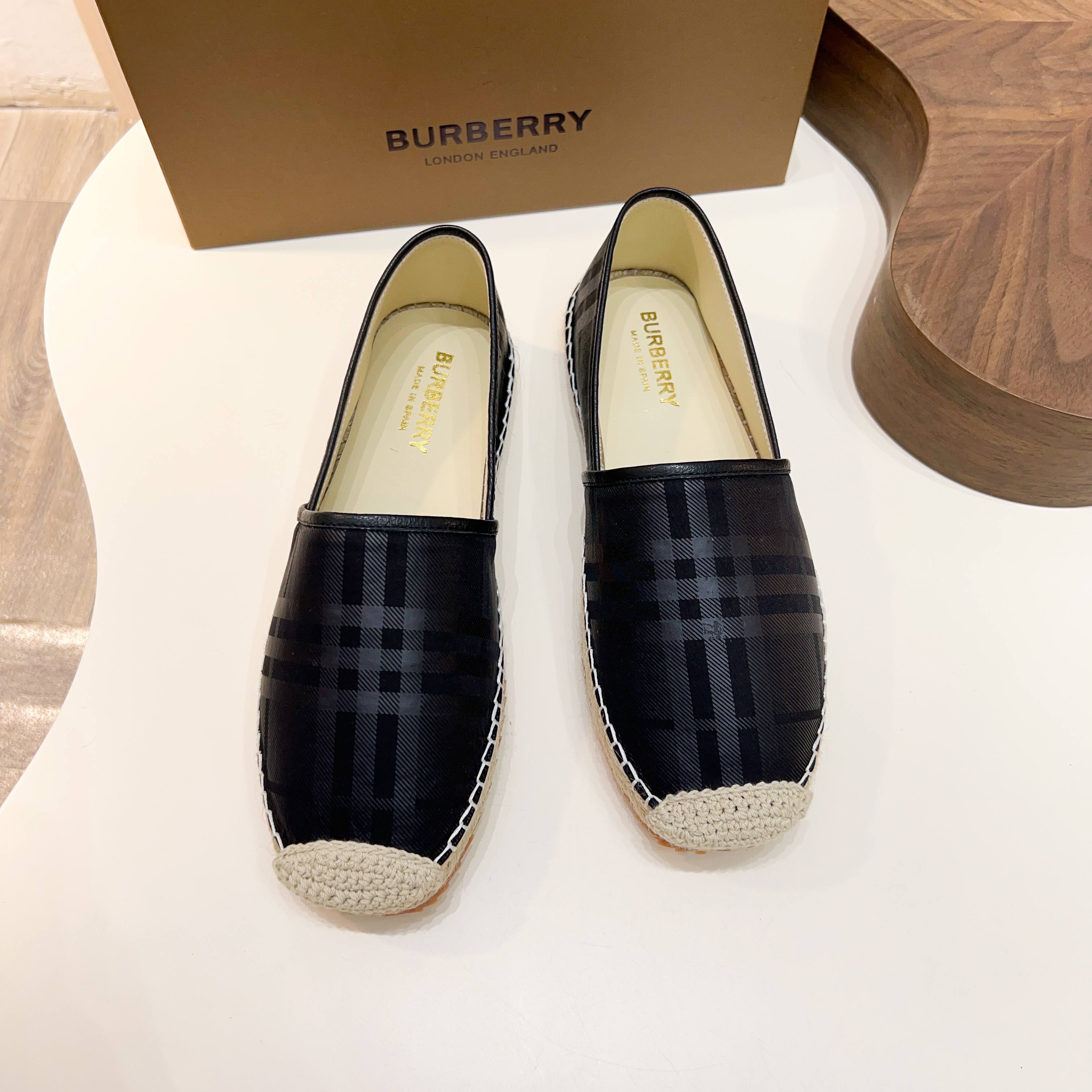 Zapatillas Burberry Canvas Check One-Step para hombre! La parte superior sigue siendo el clásico dis