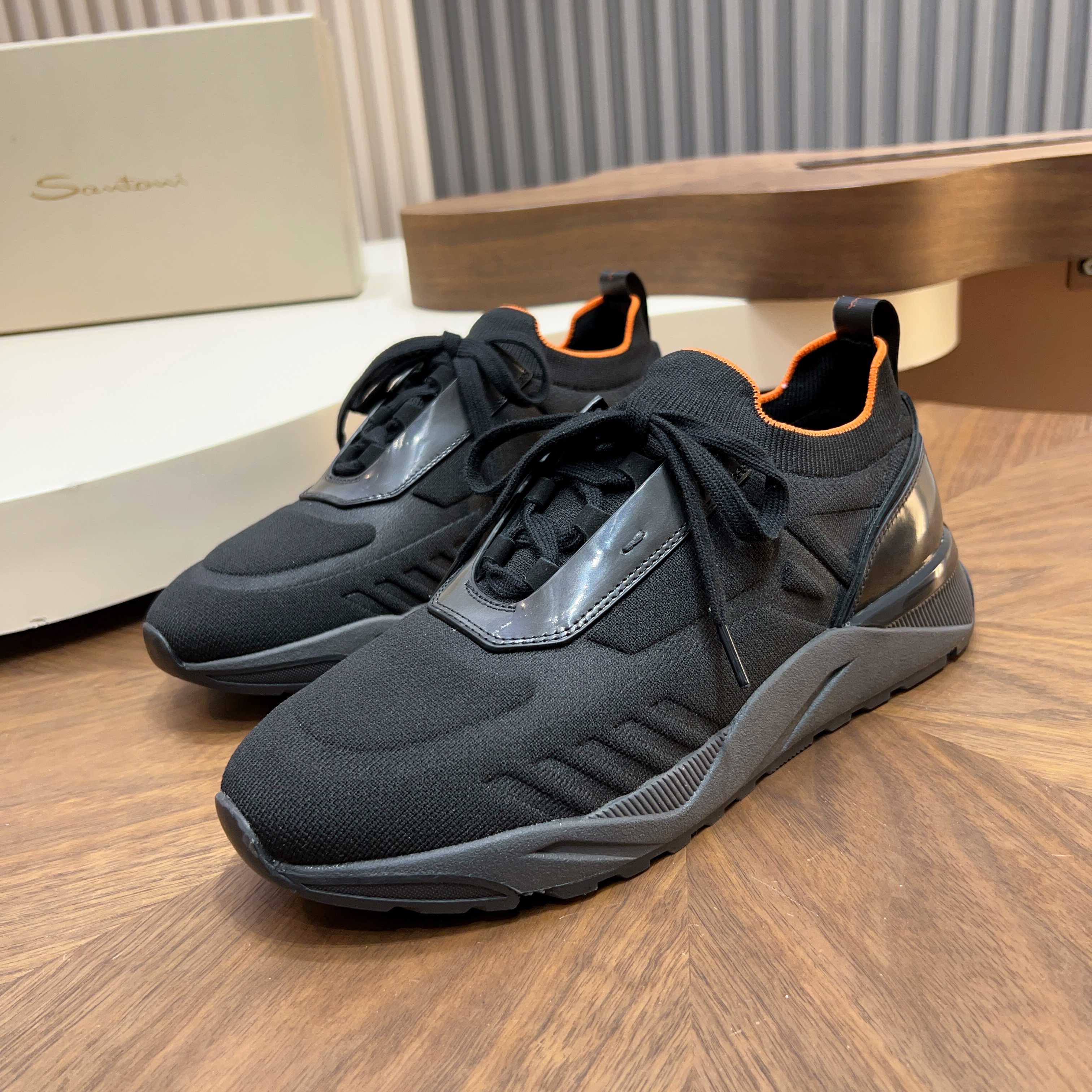 NO:745007,Santoni Santoni's latest men's casual sports shoes, the fabric of this model is made of imported wool fly weave, breathable and comfortable, calfskin lining, cowhide insole, insole decorated with logo, foam flat bottom. Very comfortable!  Code number 39-44 (38,45 customized),,sneakers,cowhide19860909Santoni圣东尼最新款男士休闲运动鞋,本款面料选用进口羊毛飞织透气舒适,小牛皮内里,牛皮鞋垫,鞋垫饰有标志、发泡平底.非常舒适！ 码数39-44（38,45定做）,,sneakers,cowhide,Men's shoes