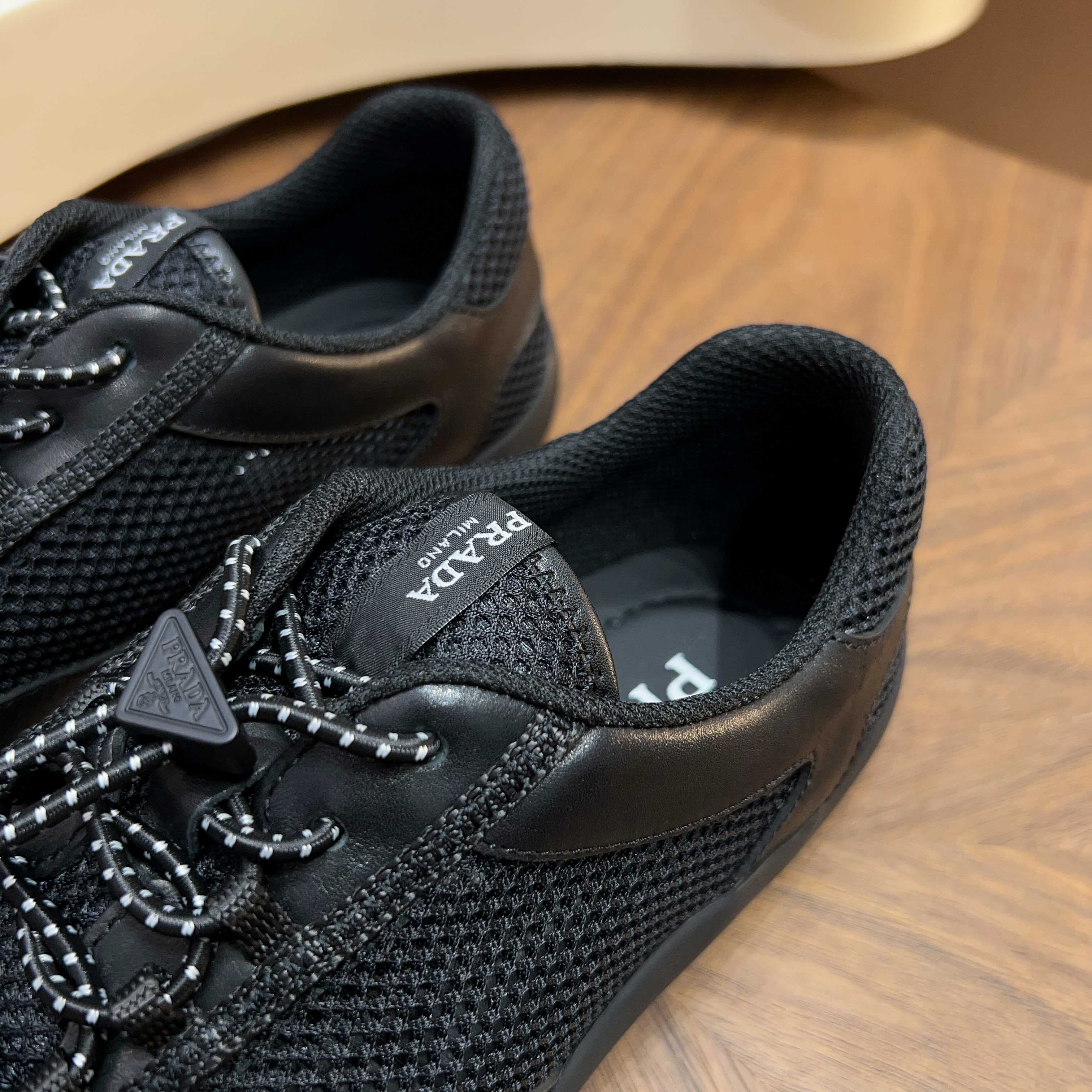 Prada Style Leather Men's Shoes Men's Shoes Men's Shoes detail image 5 from source 767210