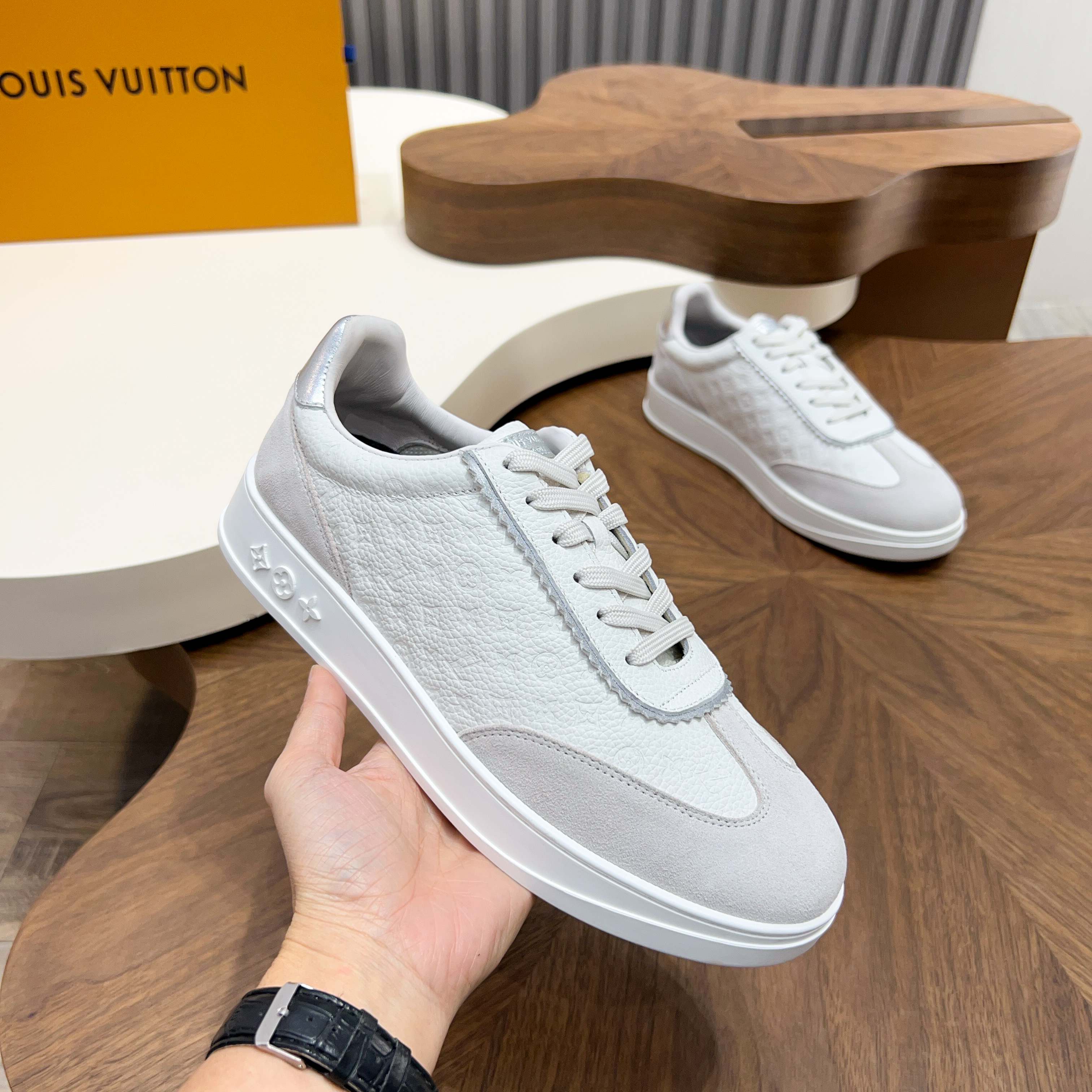 Мужские кроссовки Louis Vuitton