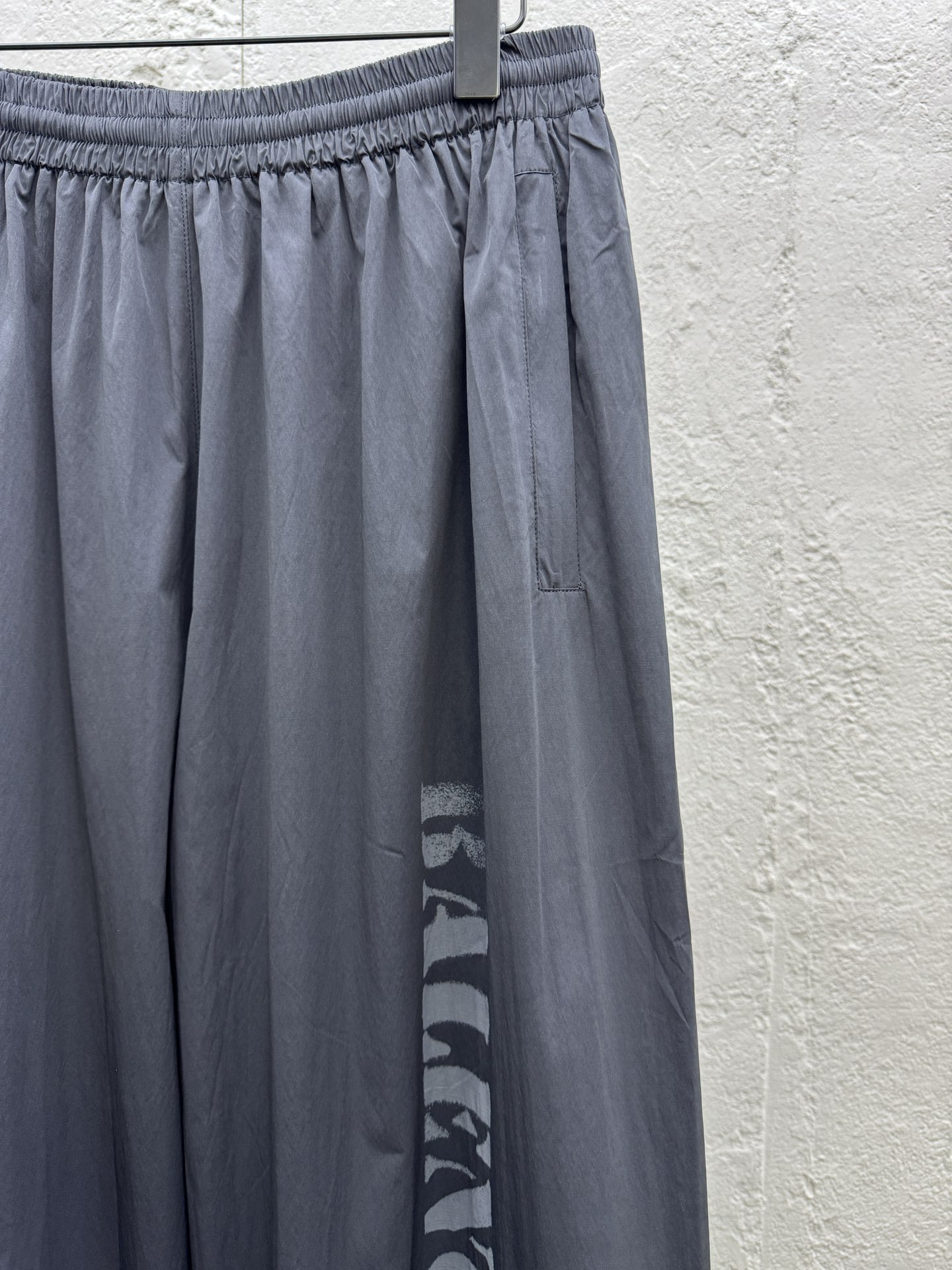 Balenciaga 24SS pants 5