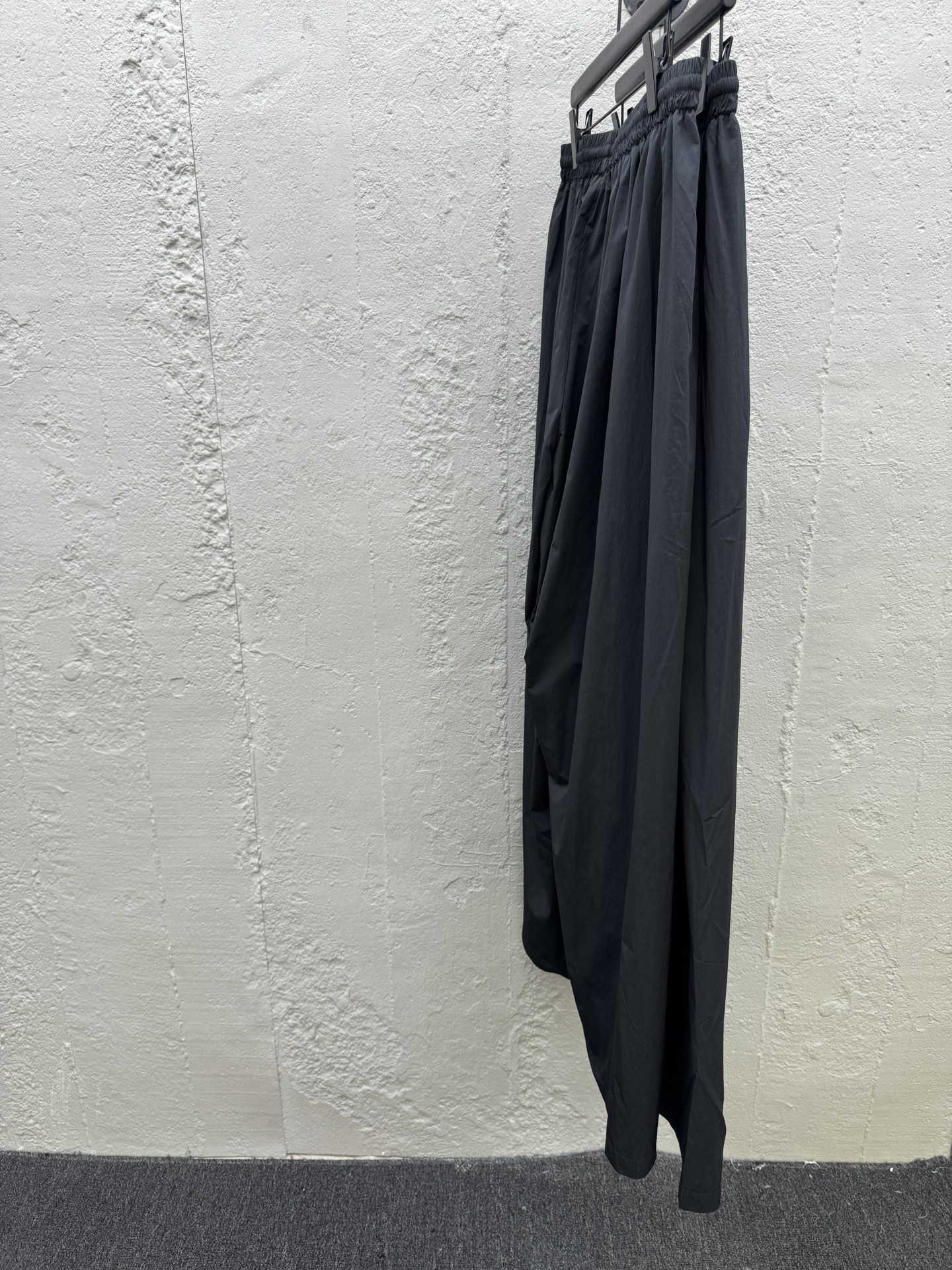 Balenciaga 24SS pants 9