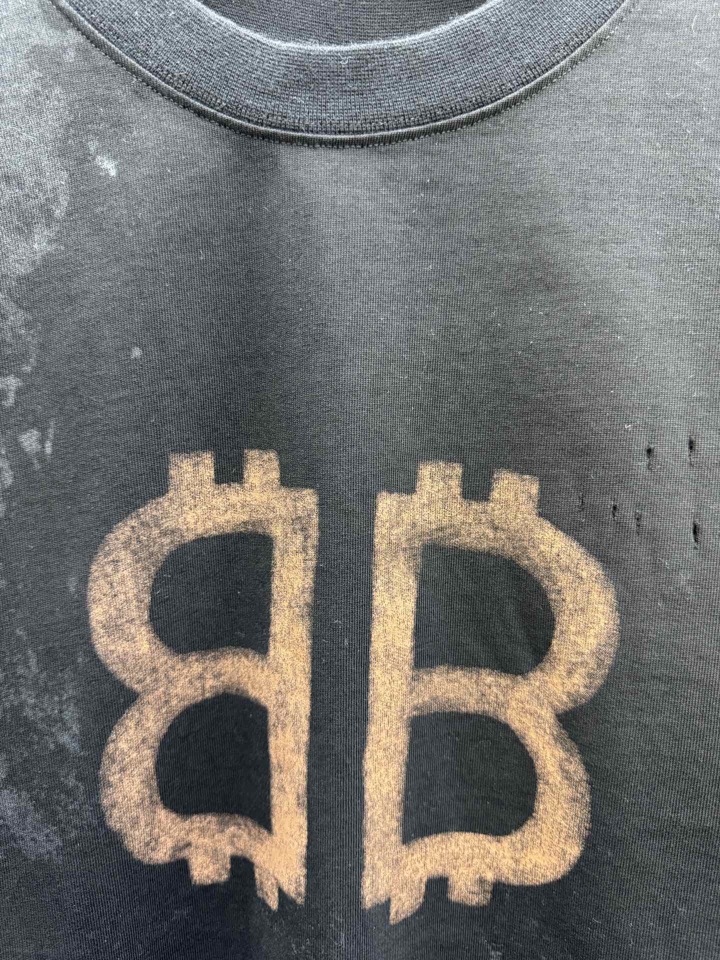 Balenciaga 泥染做旧BB印花短袖 8