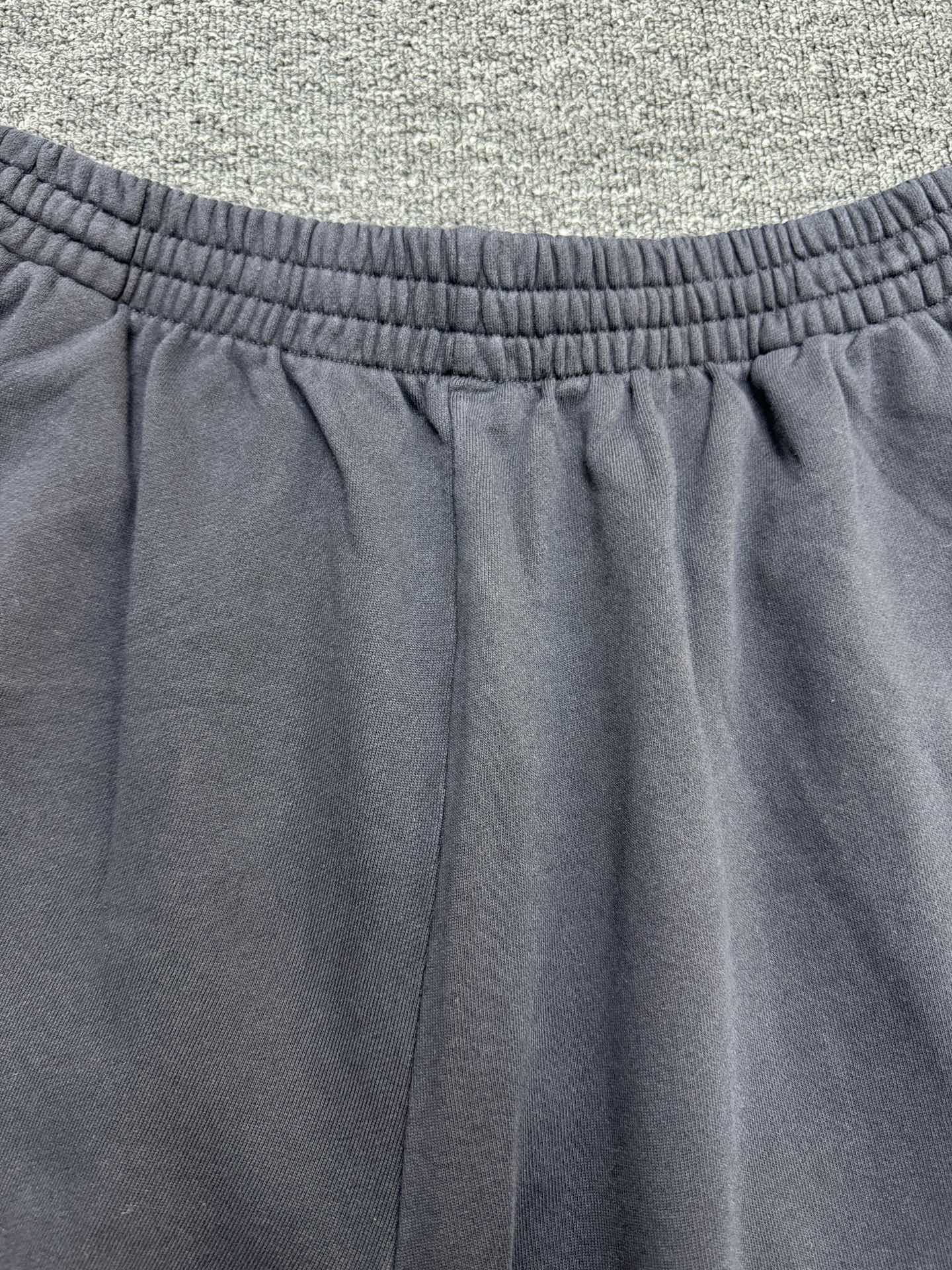 Balenciaga 24SS 标签卫裤 8