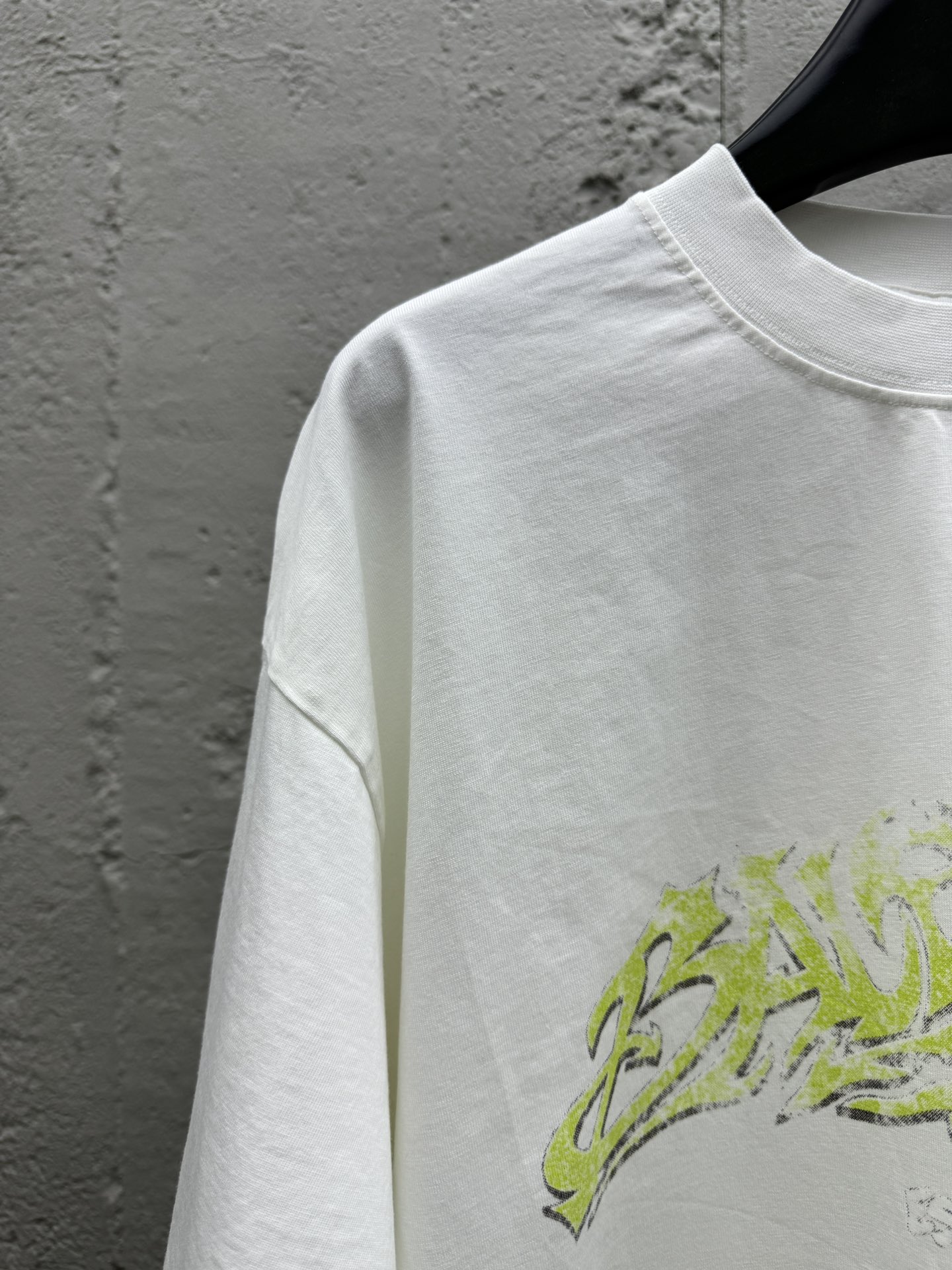 Balenciaga 24秀款 火焰涂鸦字母logoT恤 4