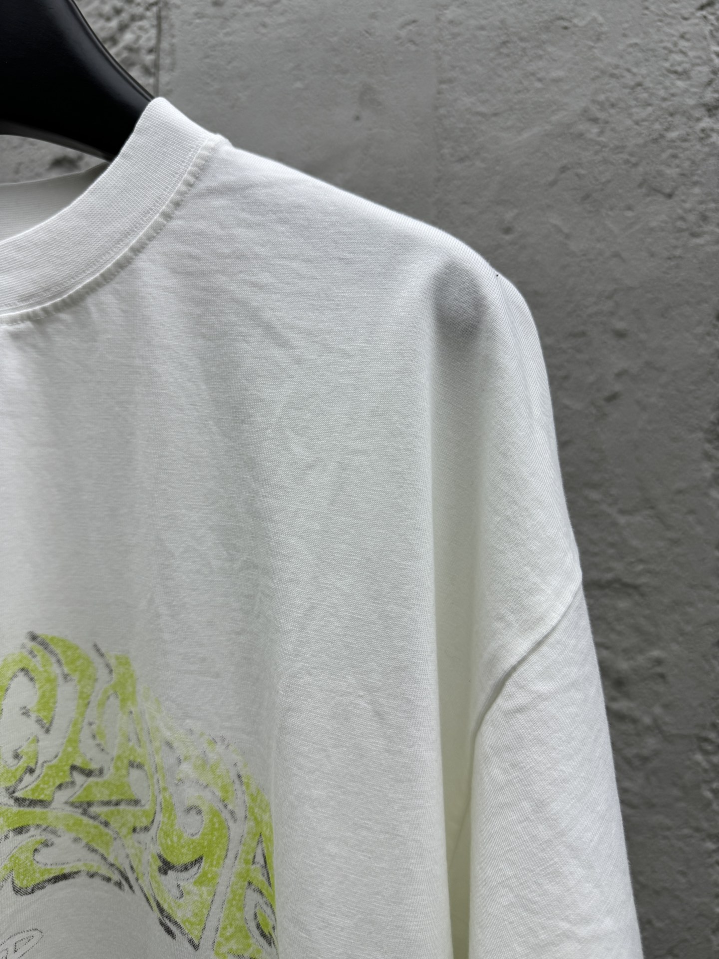 Balenciaga 24秀款 火焰涂鸦字母logoT恤 5