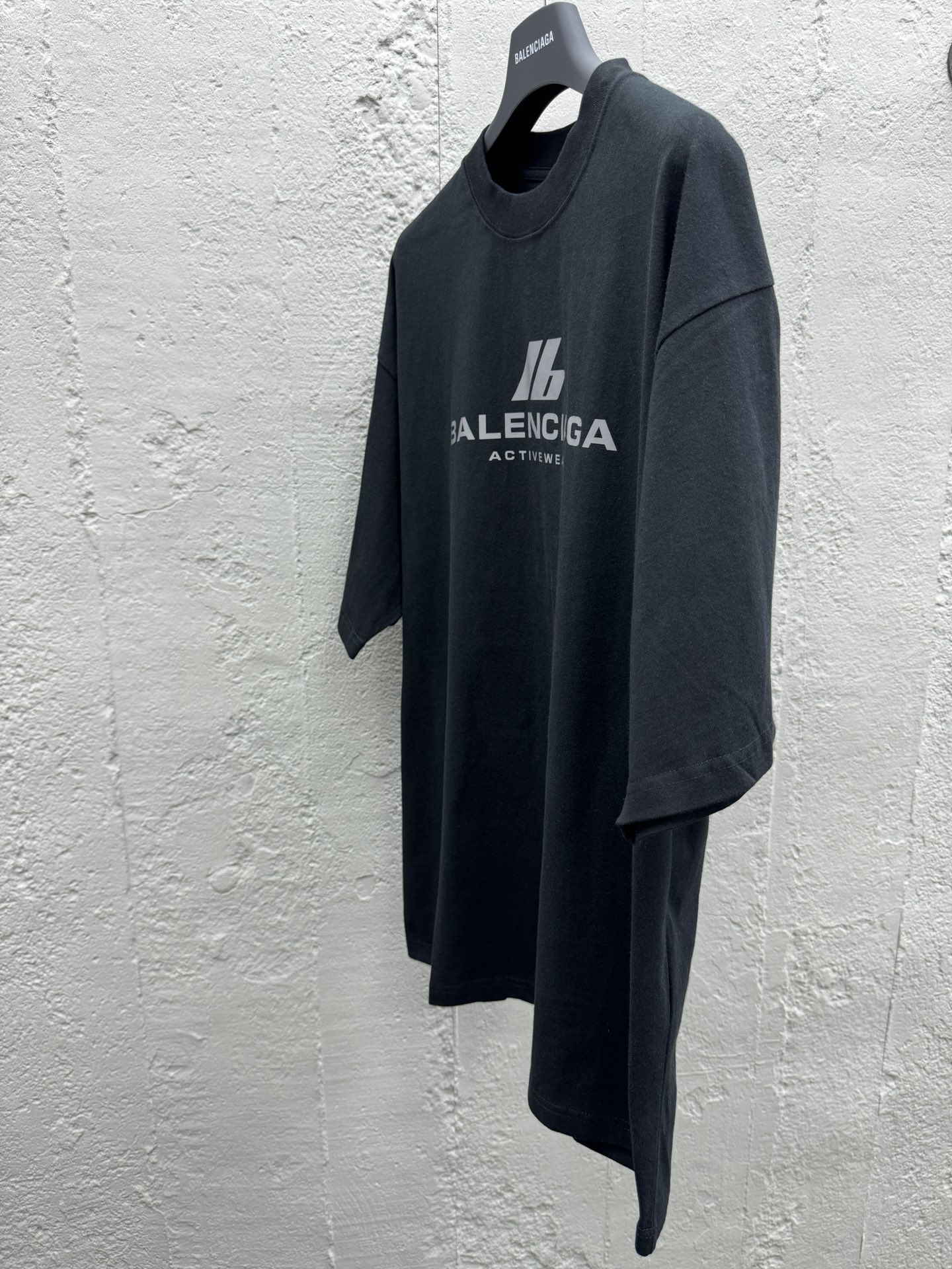 Balenciaga 反光烫银字母短袖 8