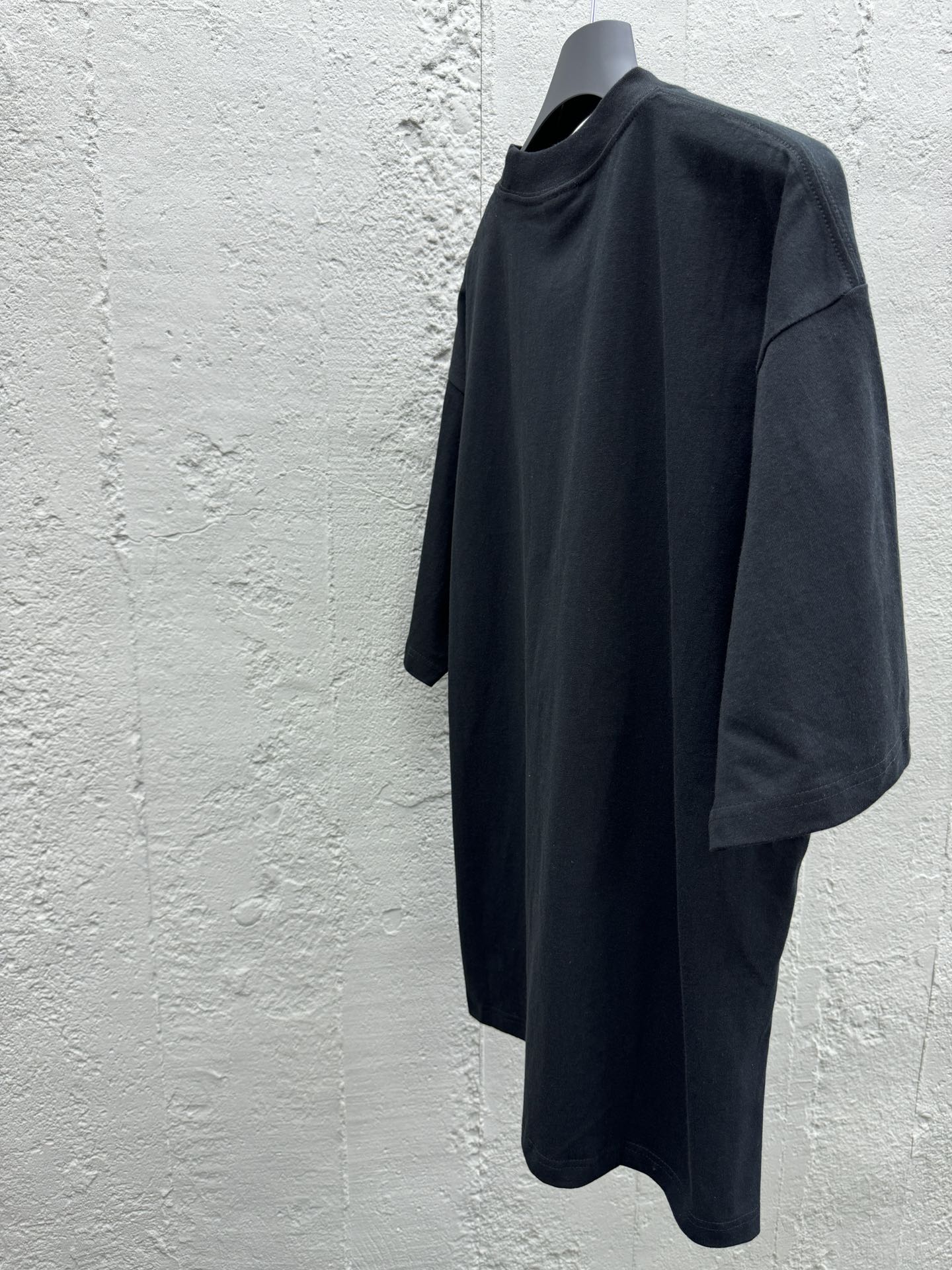 Balenciaga 反光烫银字母短袖 9